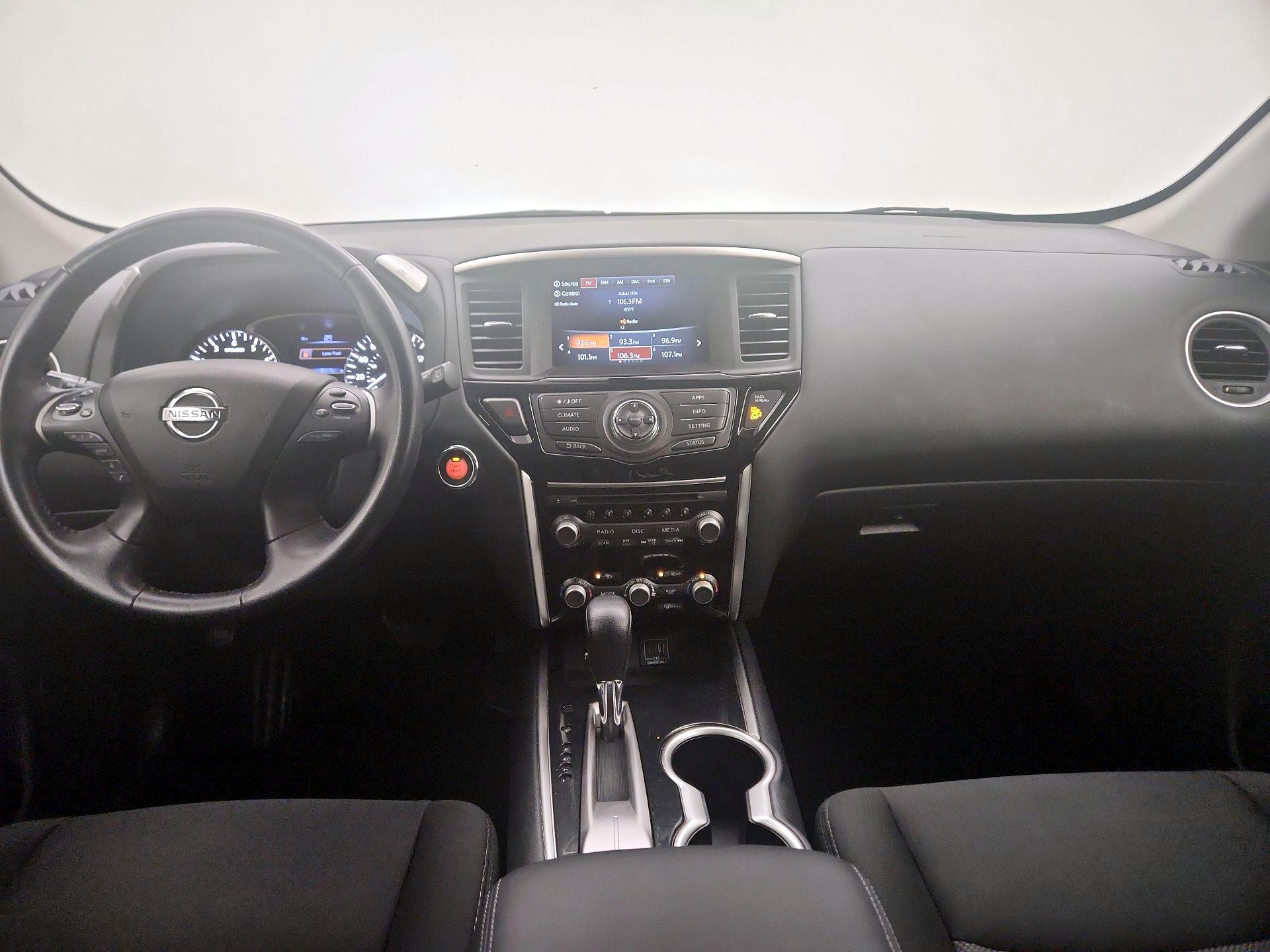 Thumbnail: 2020 Nissan Pathfinder - 9
