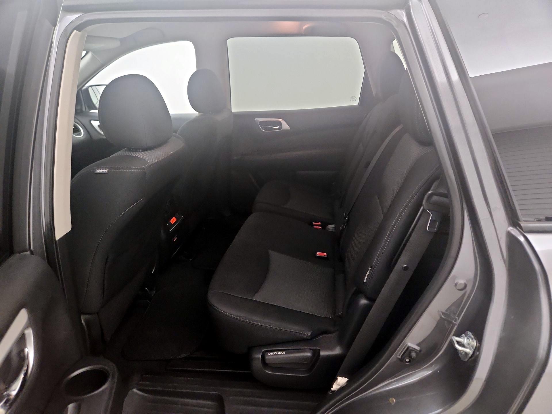 Thumbnail: 2020 Nissan Pathfinder - 19