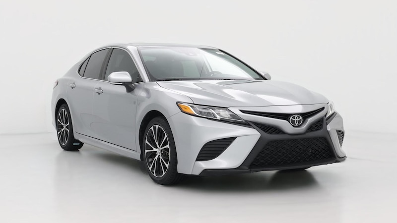 2019 Toyota Camry XLE Hero Image
