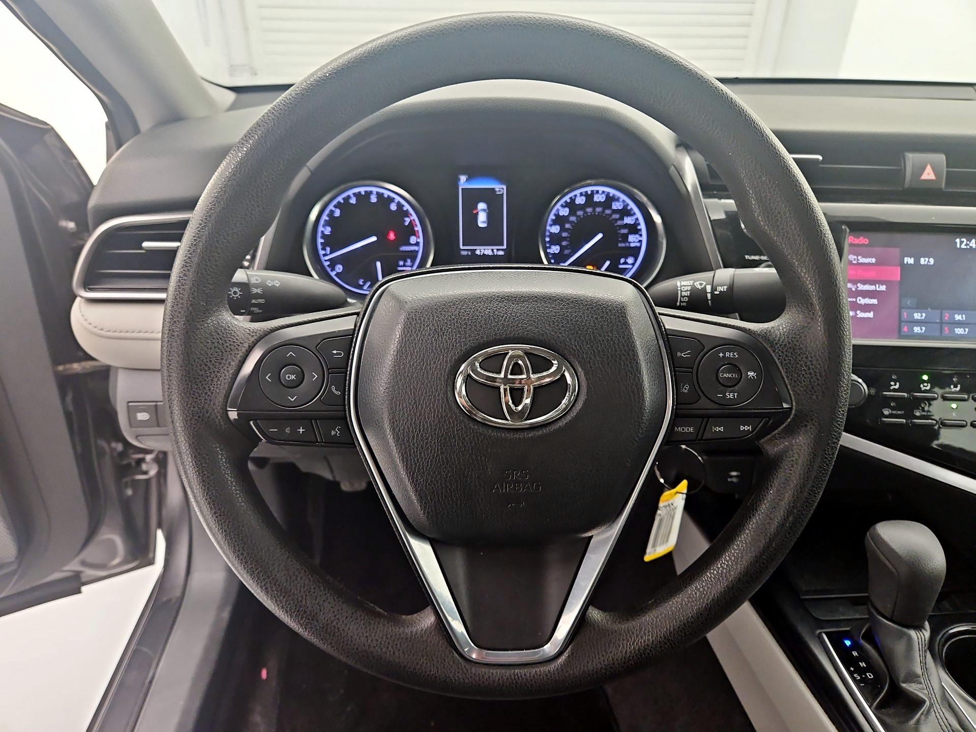 Thumbnail: 2019 Toyota Camry - 10