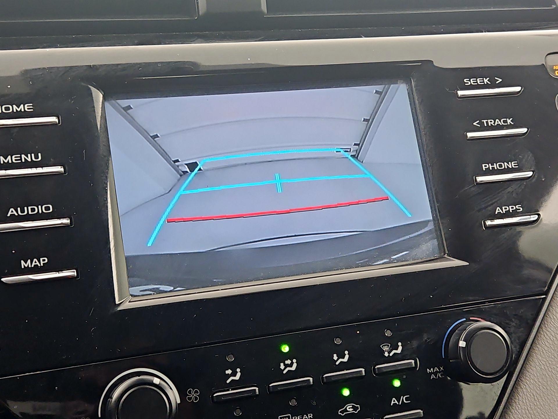 Thumbnail: 2019 Toyota Camry - 14