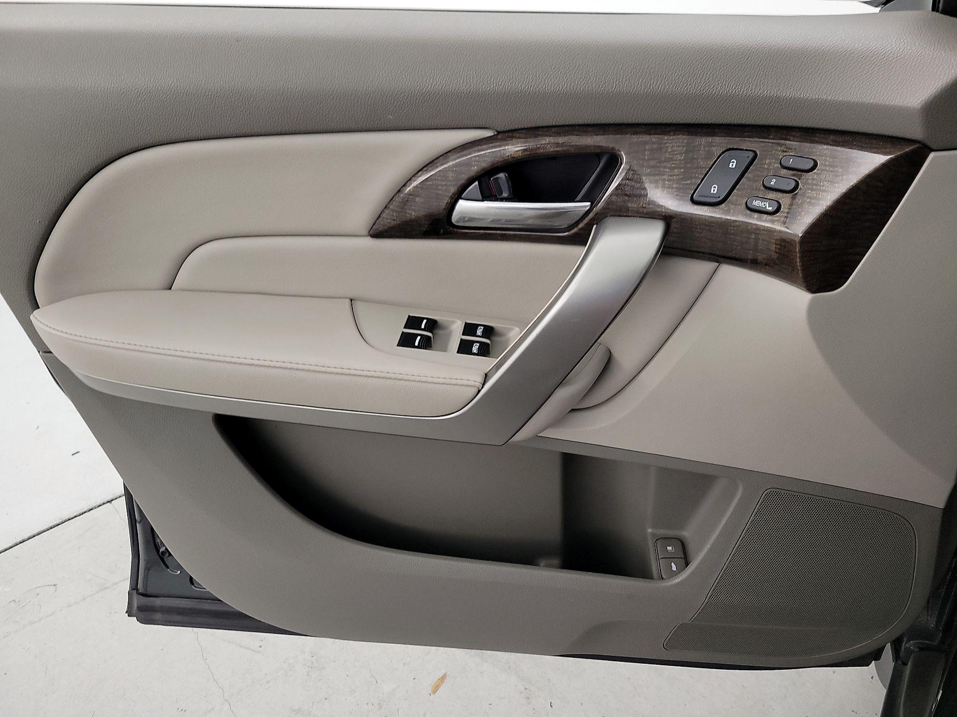 Thumbnail: 2013 Acura MDX - 12
