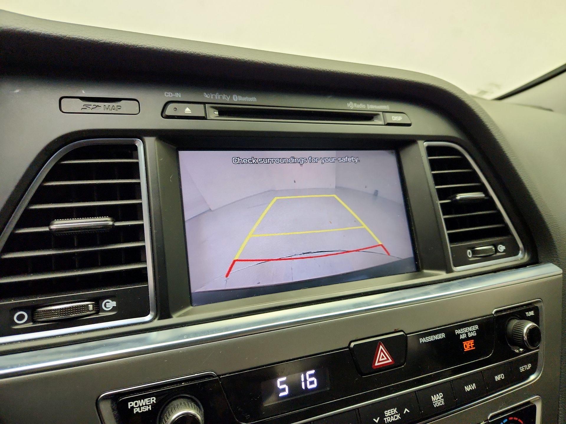 Thumbnail: 2017 Hyundai Sonata - 15