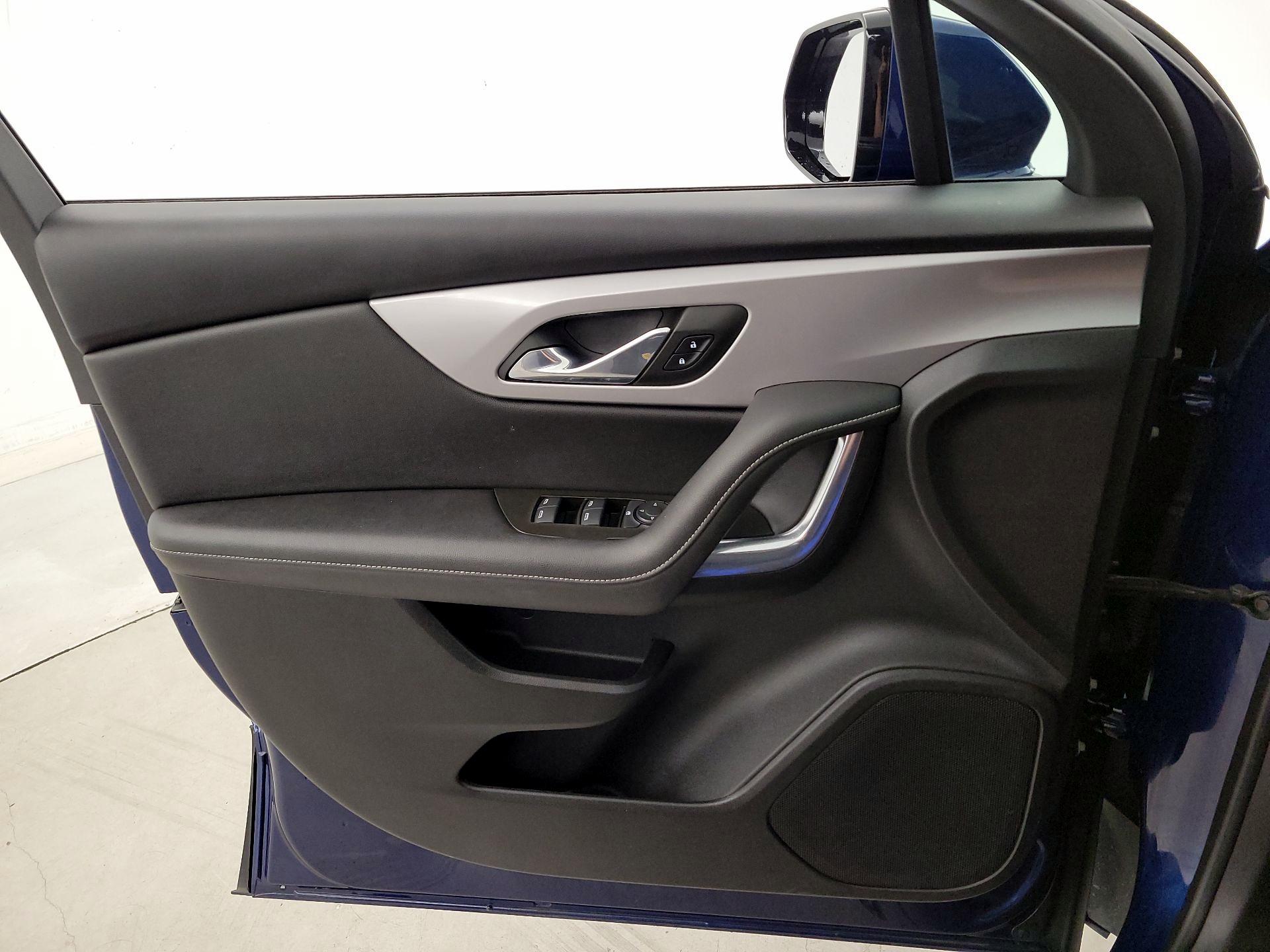 Thumbnail: 2023 Chevrolet Blazer - 12