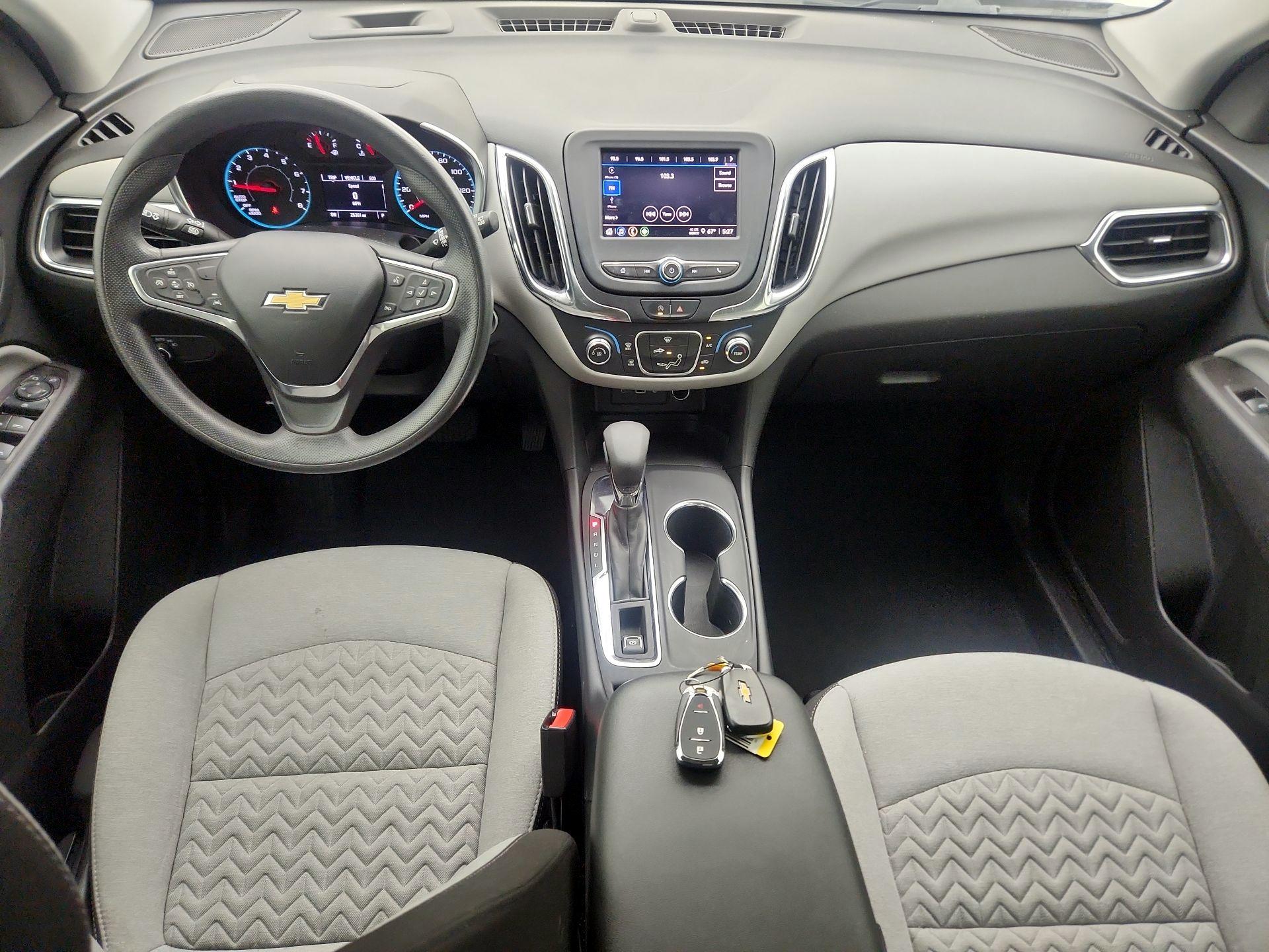Thumbnail: 2022 Chevrolet Equinox - 9