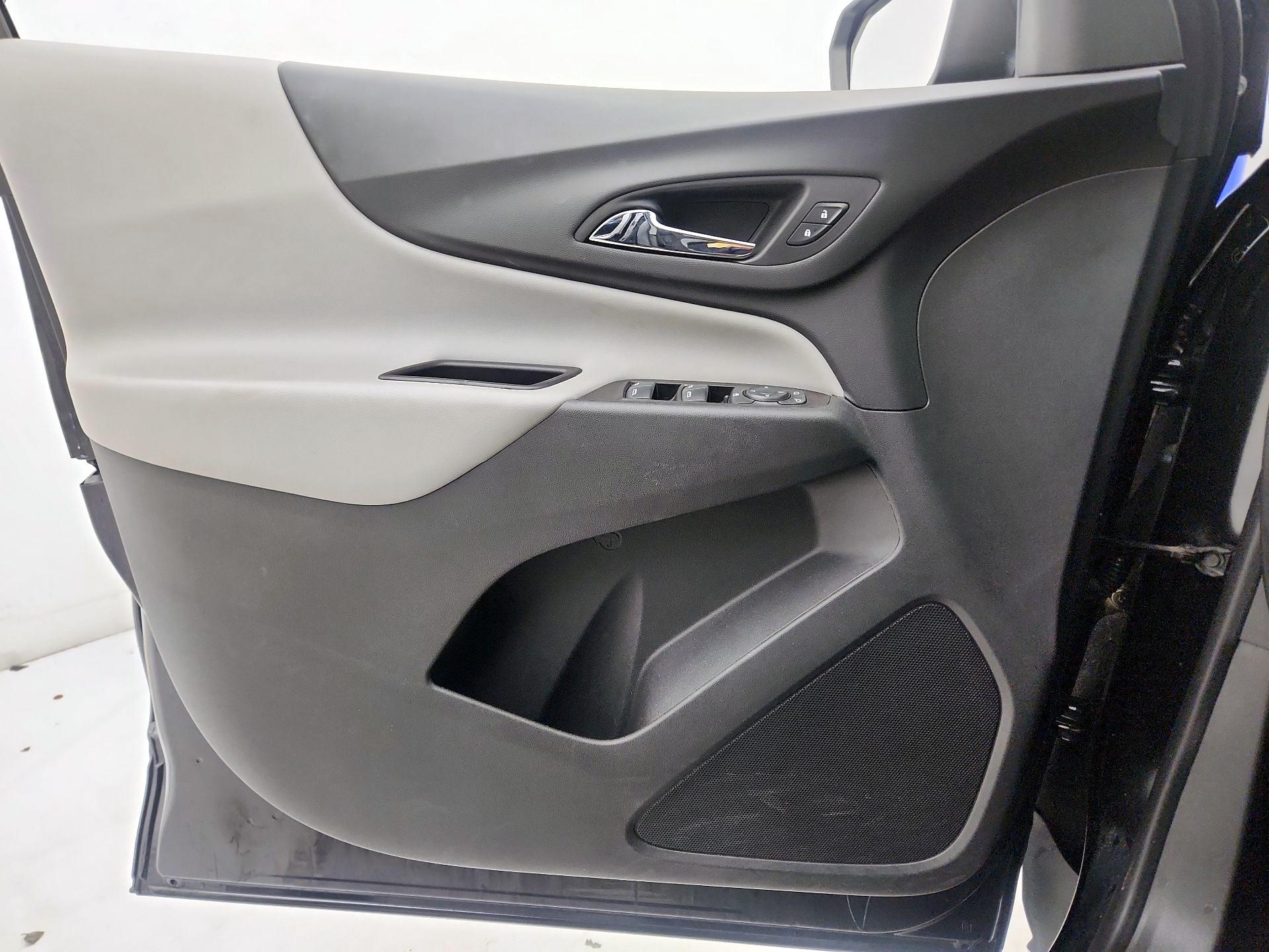 Thumbnail: 2022 Chevrolet Equinox - 12