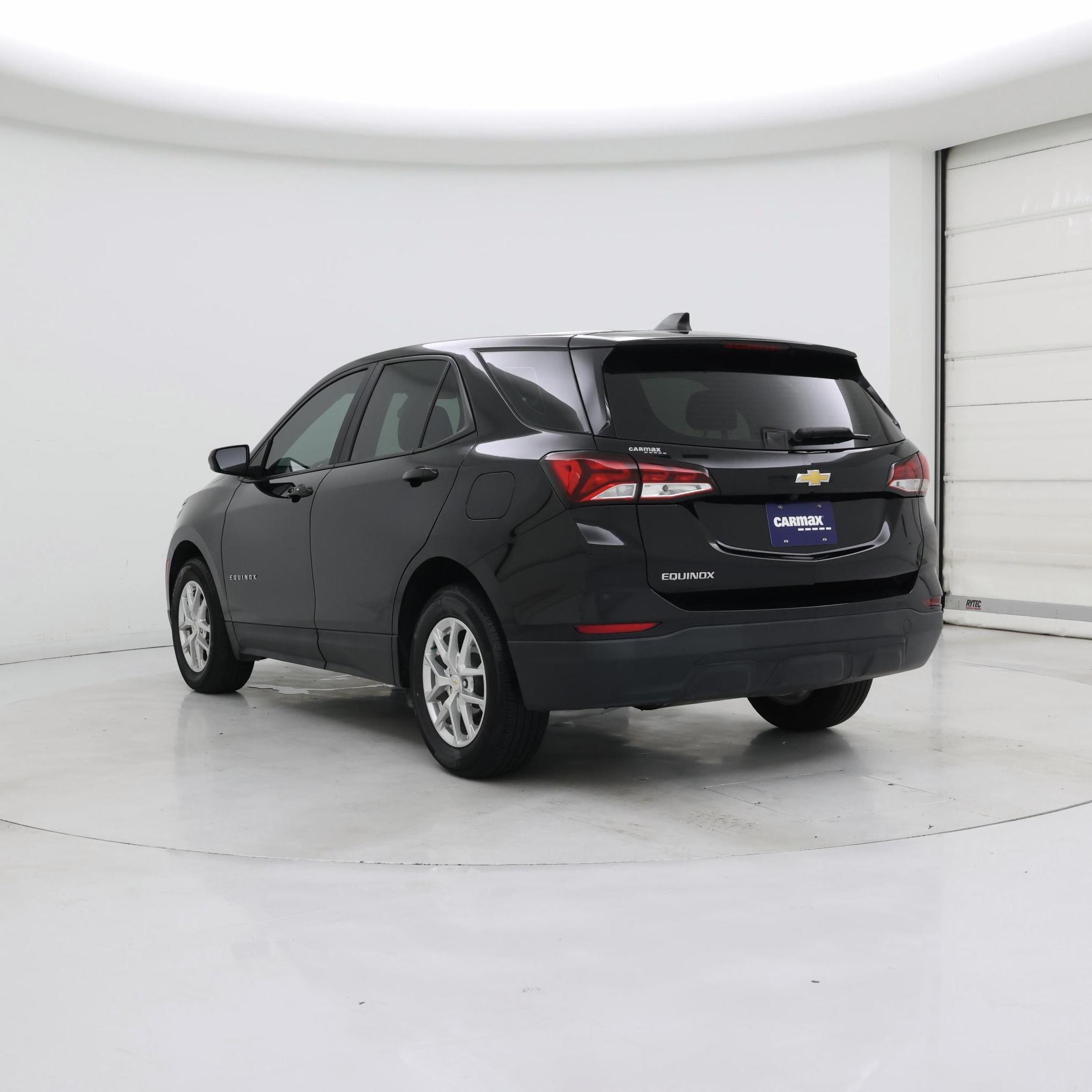 Thumbnail: 2022 Chevrolet Equinox - 2