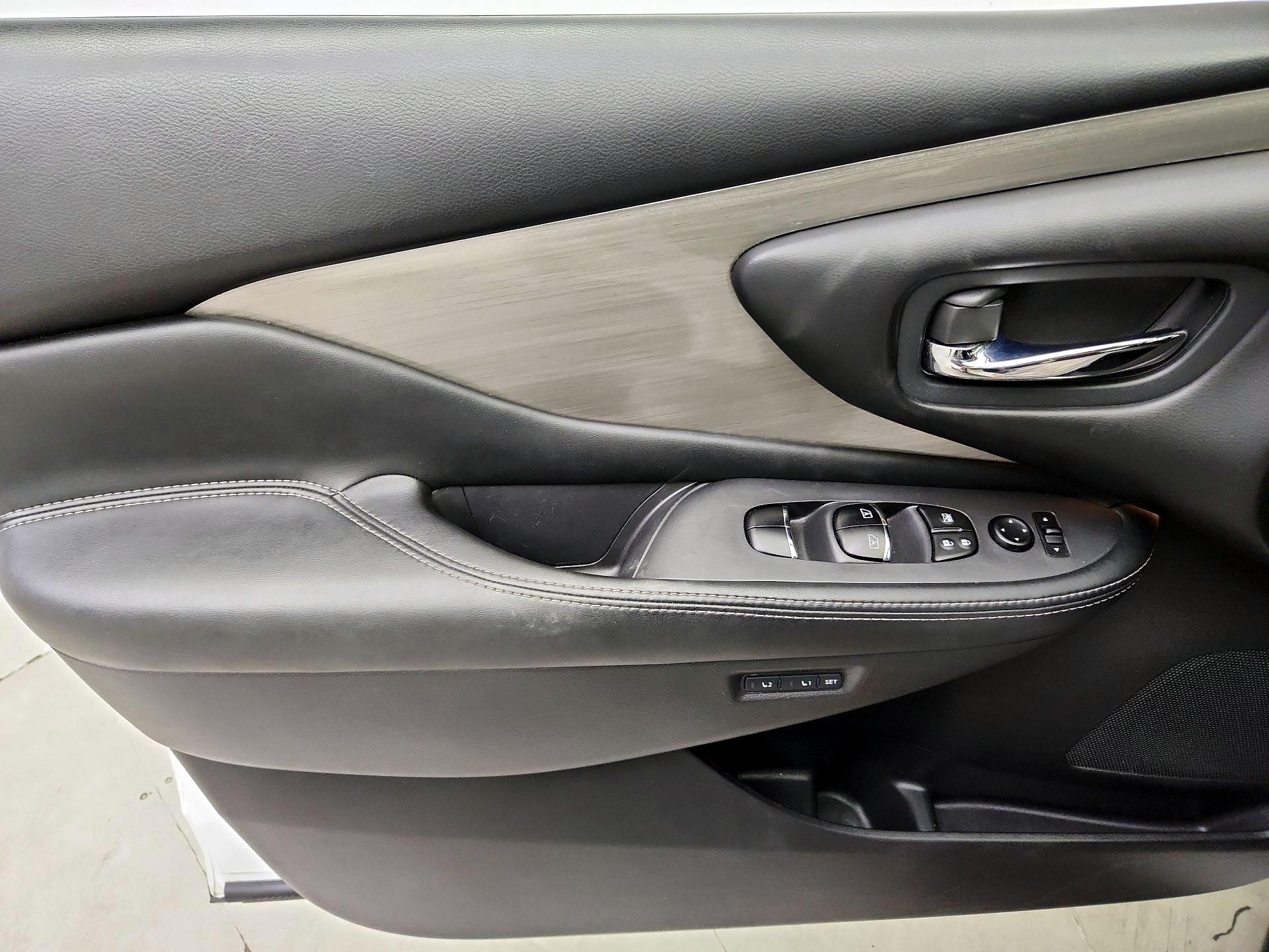 Thumbnail: 2017 Nissan Murano - 12