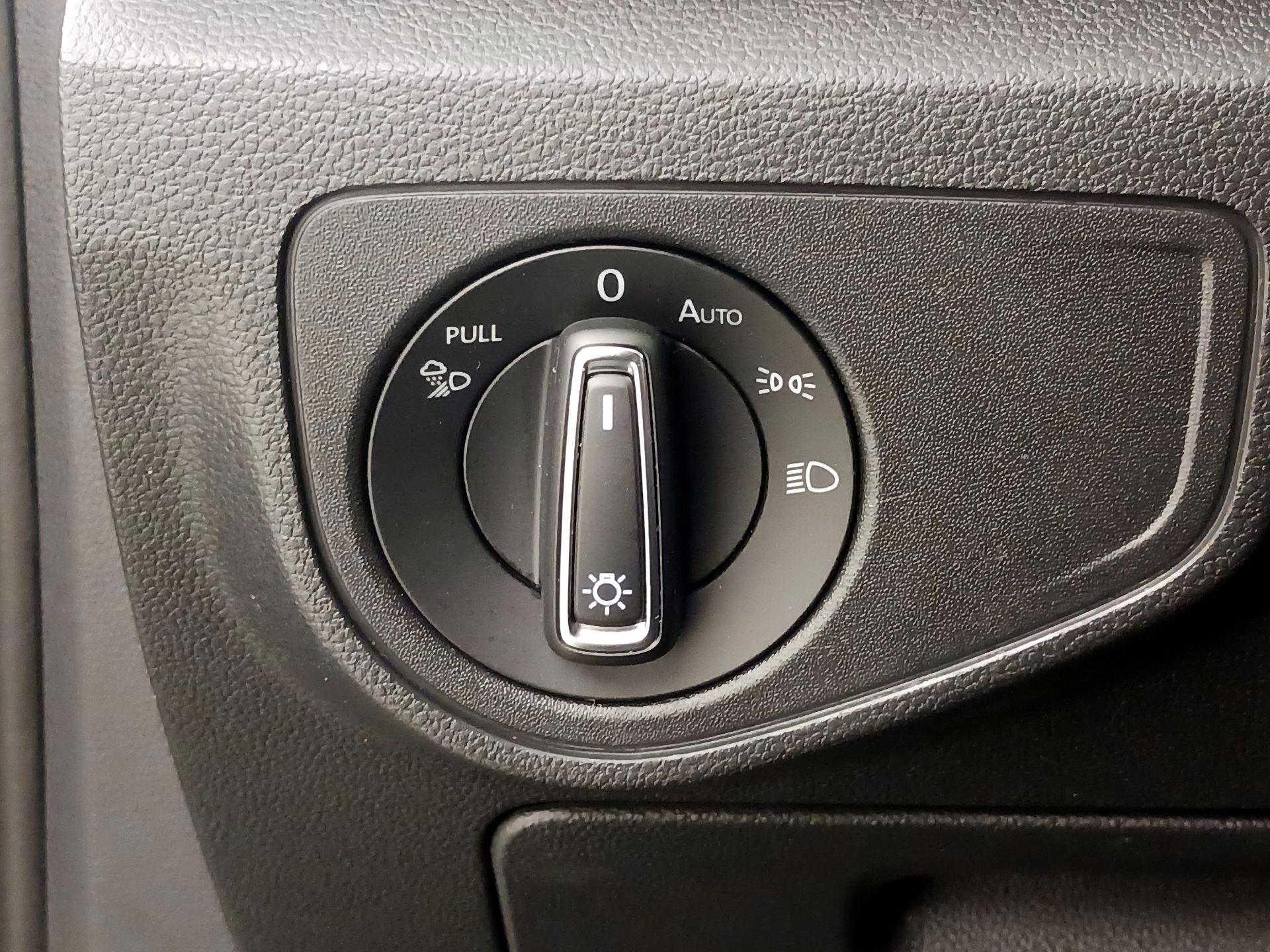 Thumbnail: 2023 Volkswagen Atlas - 13