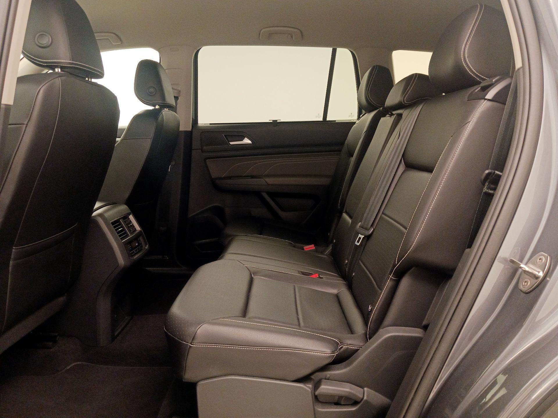 Thumbnail: 2023 Volkswagen Atlas - 19