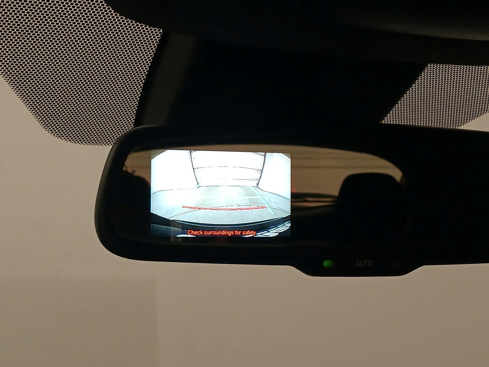 Thumbnail: 2018 Toyota C-HR - 14