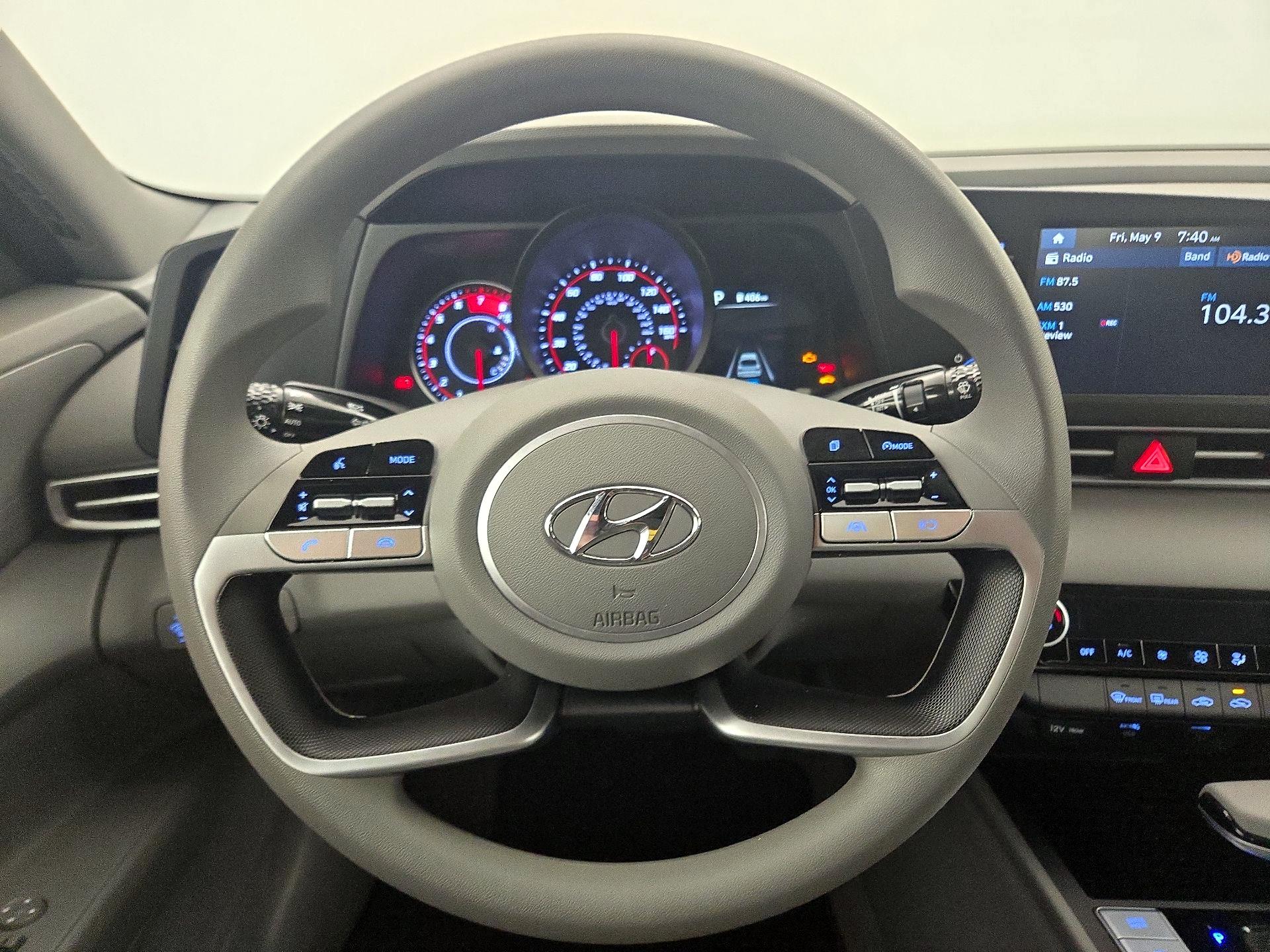 Thumbnail: 2023 Hyundai Elantra - 10