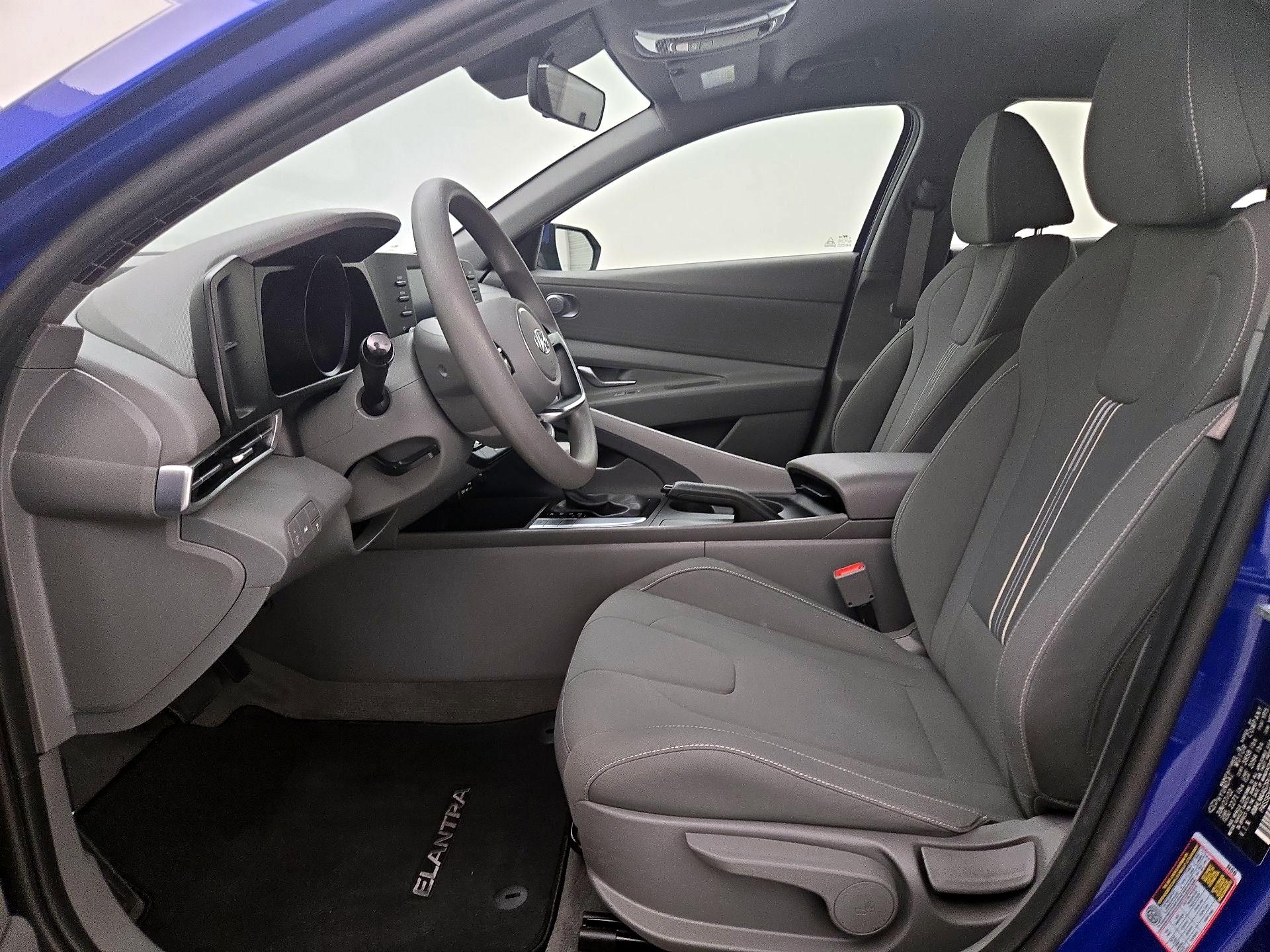 Thumbnail: 2023 Hyundai Elantra - 11