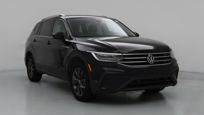 2023 Volkswagen Tiguan SE Hero Image
