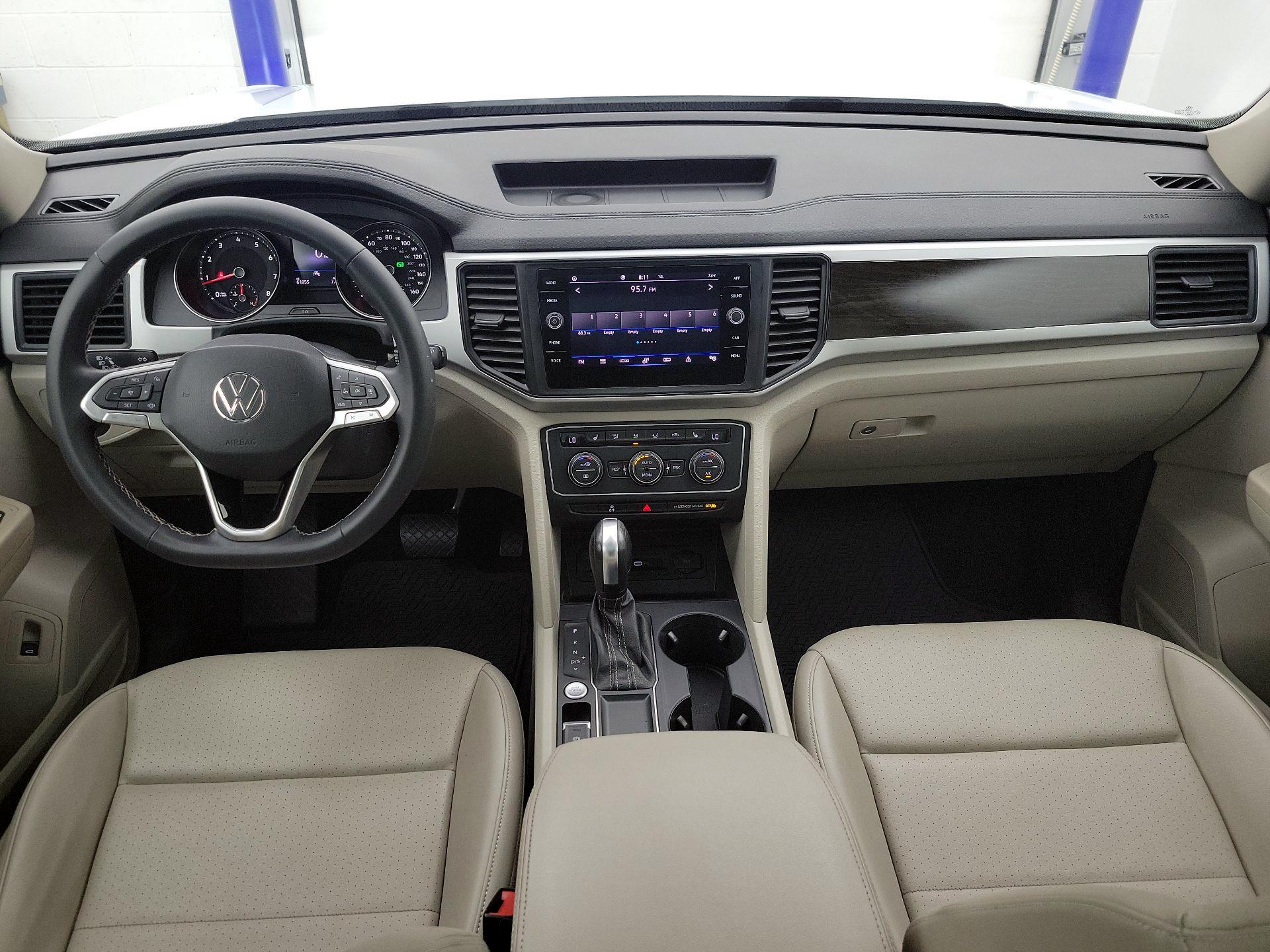 Thumbnail: 2021 Volkswagen Atlas - 9