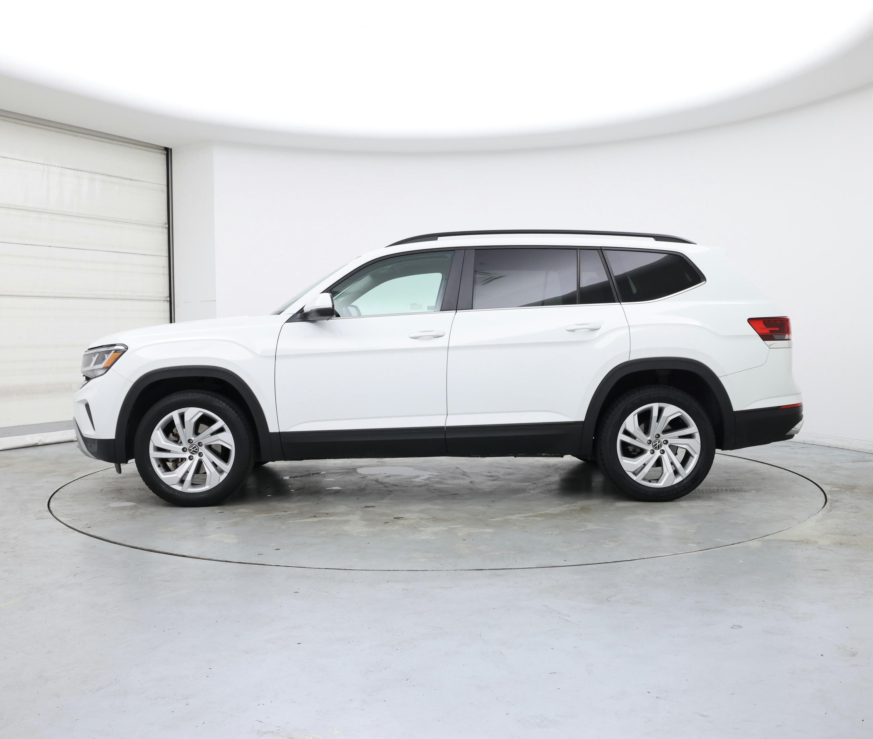 Thumbnail: 2021 Volkswagen Atlas - 3