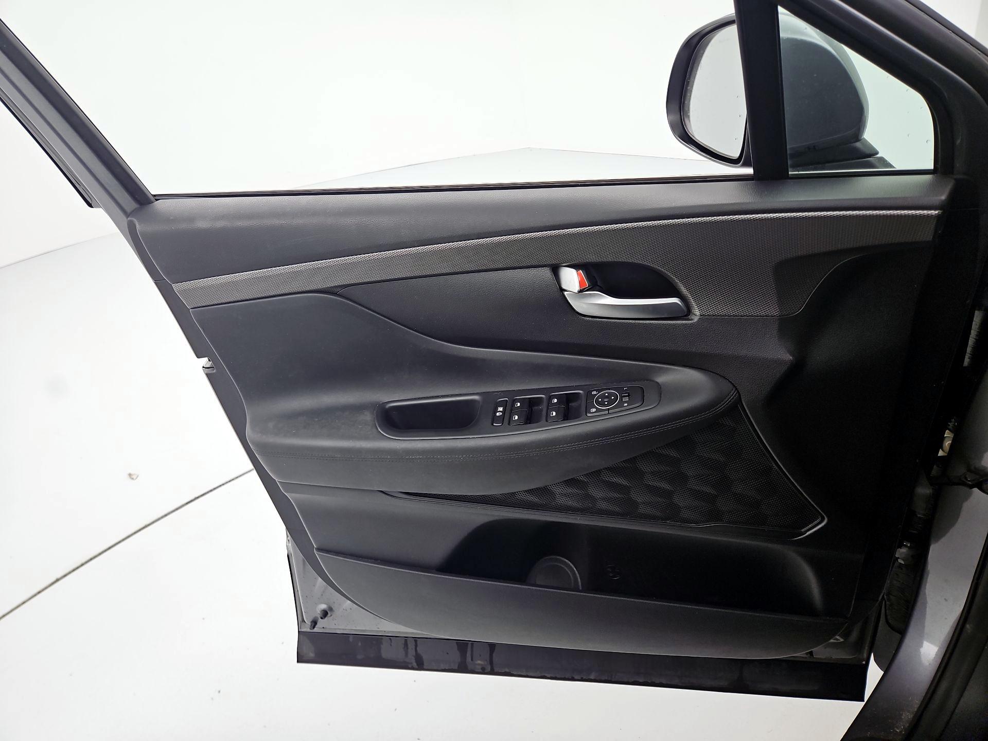 Thumbnail: 2019 Hyundai Santa Fe - 12