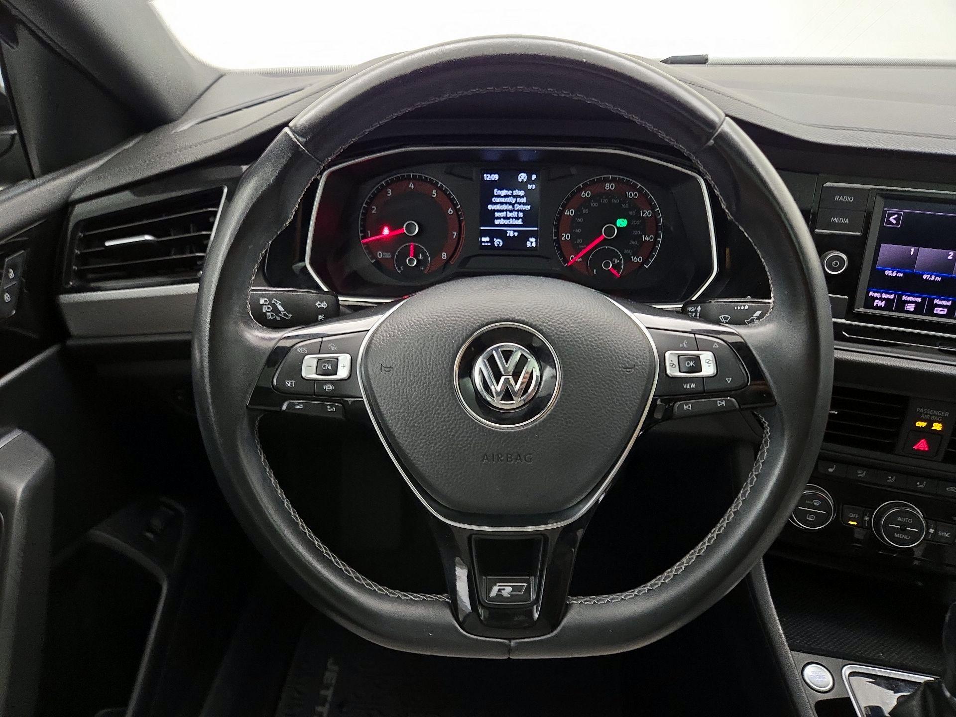 Thumbnail: 2019 Volkswagen Jetta - 10