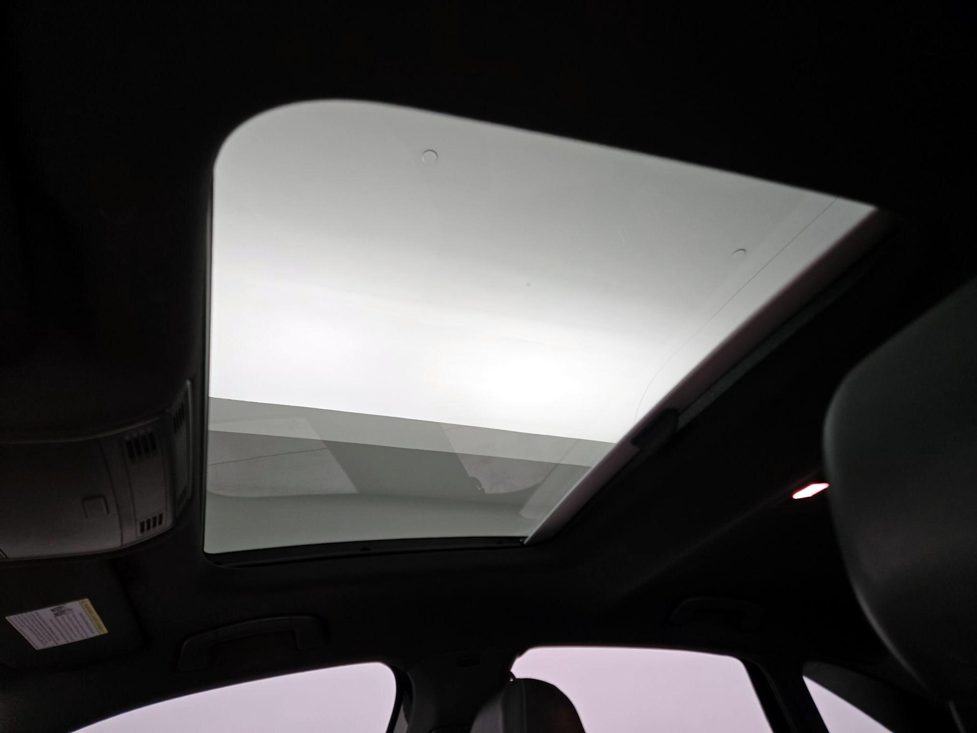 Thumbnail: 2019 Volkswagen Jetta - 19