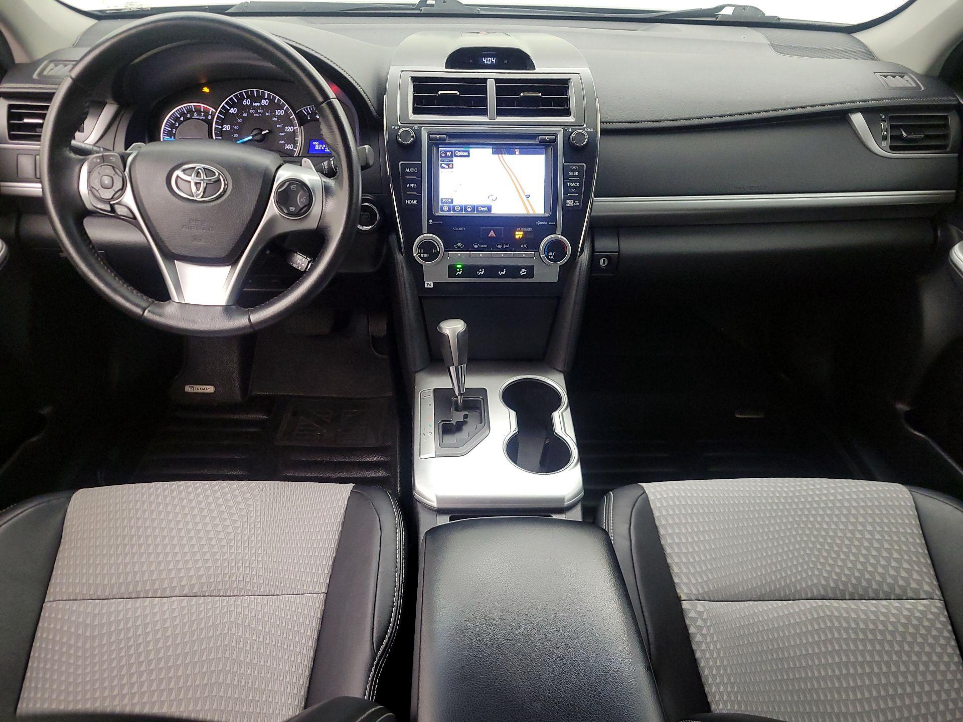 Thumbnail: 2014 Toyota Camry - 9