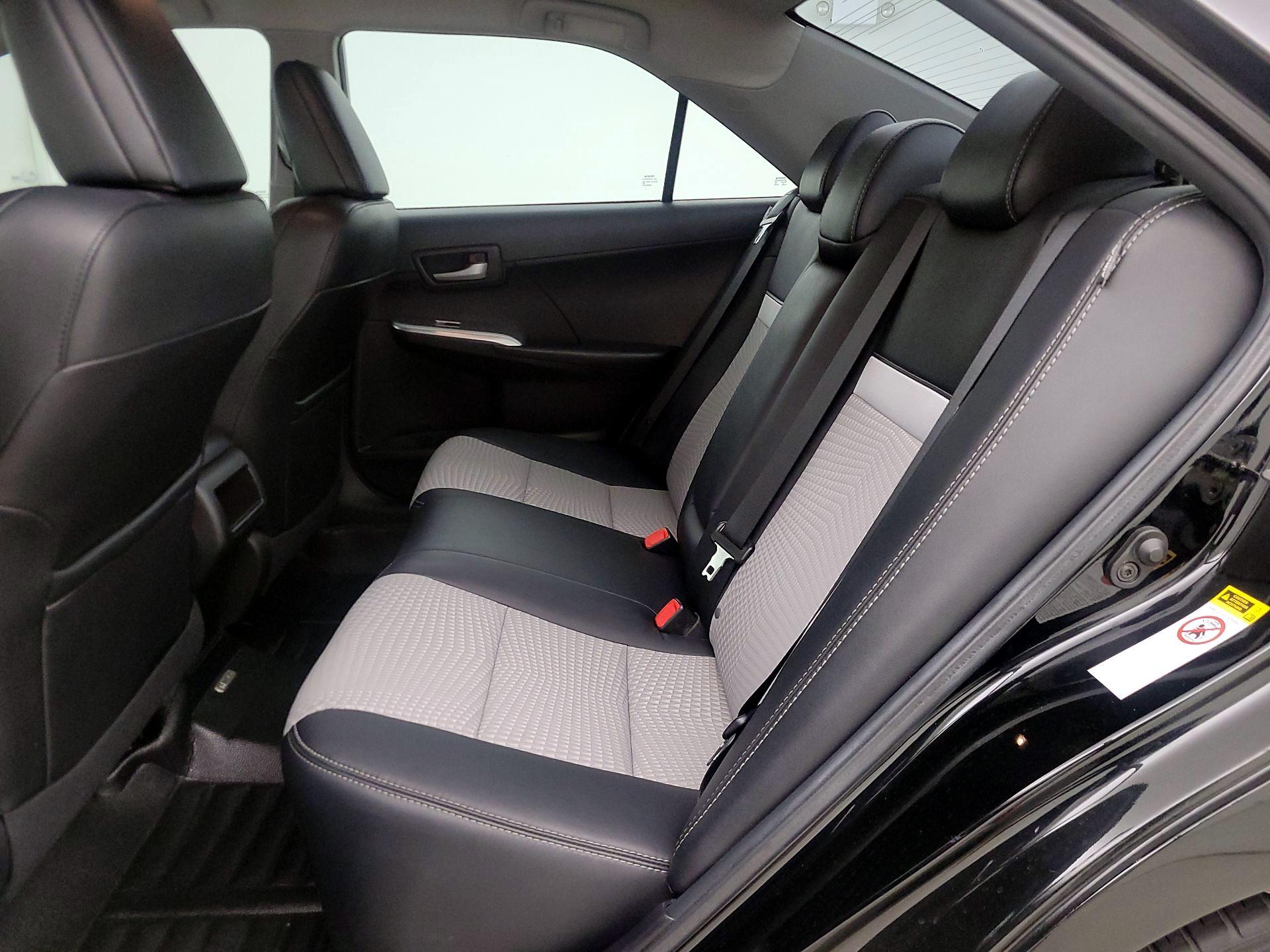 Thumbnail: 2014 Toyota Camry - 19