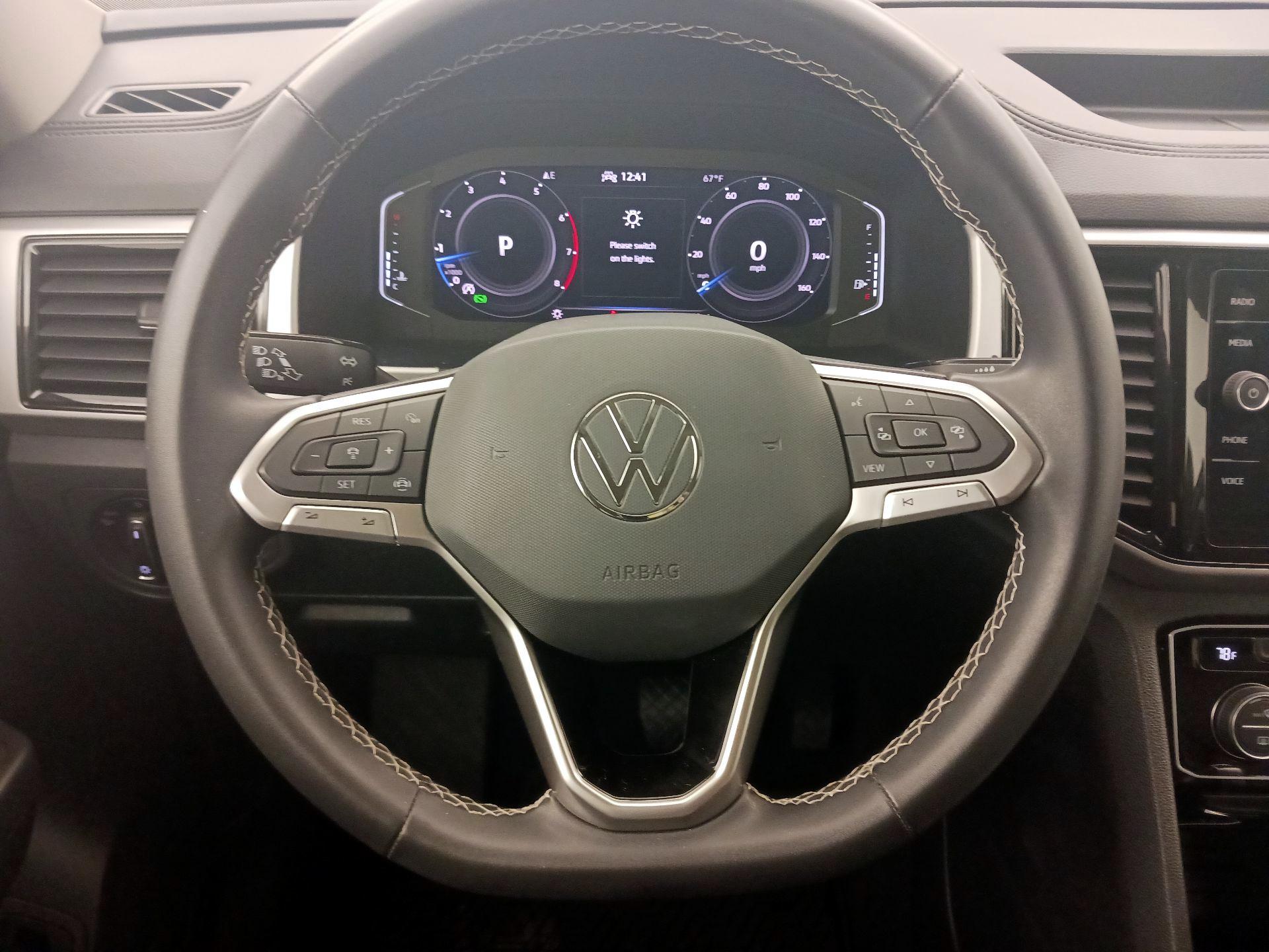 Thumbnail: 2022 Volkswagen Atlas - 10