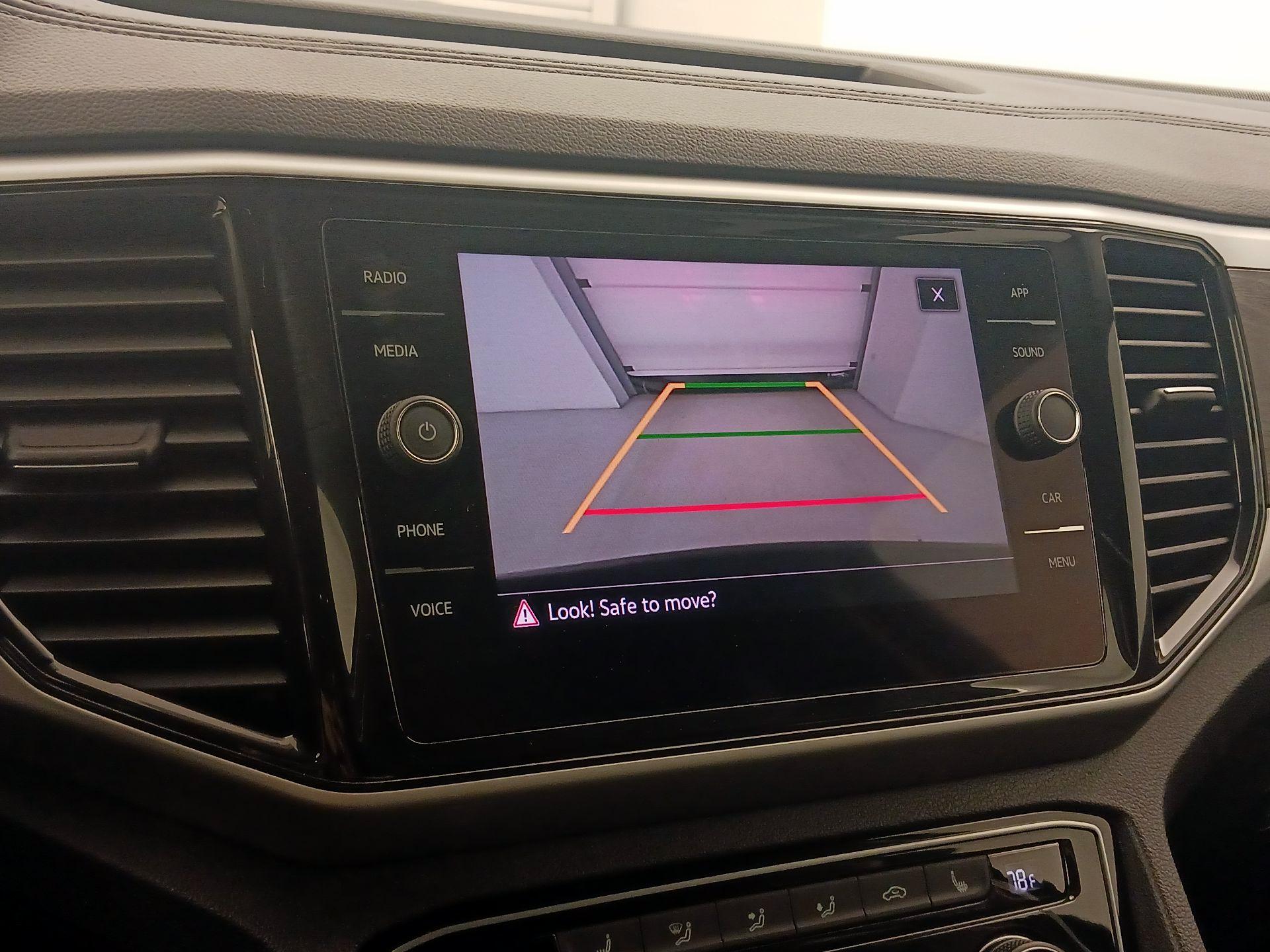 Thumbnail: 2022 Volkswagen Atlas - 14