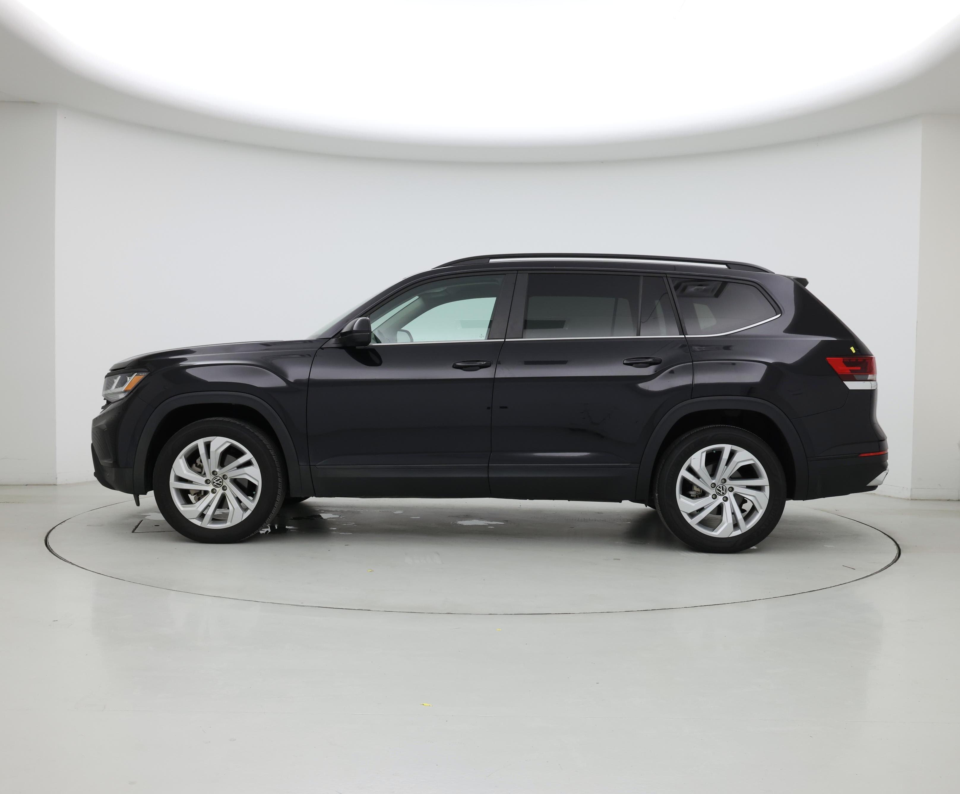 Thumbnail: 2022 Volkswagen Atlas - 3