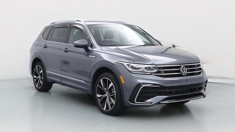2022 Volkswagen Tiguan SE R-Line Hero Image