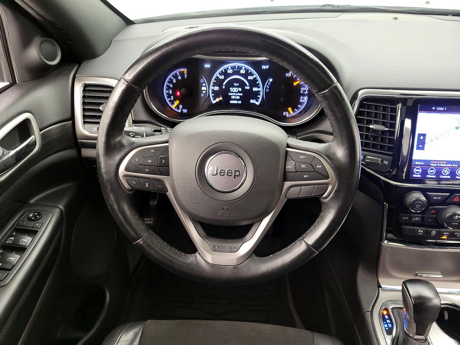 Thumbnail: 2020 Jeep Grand Cherokee - 10