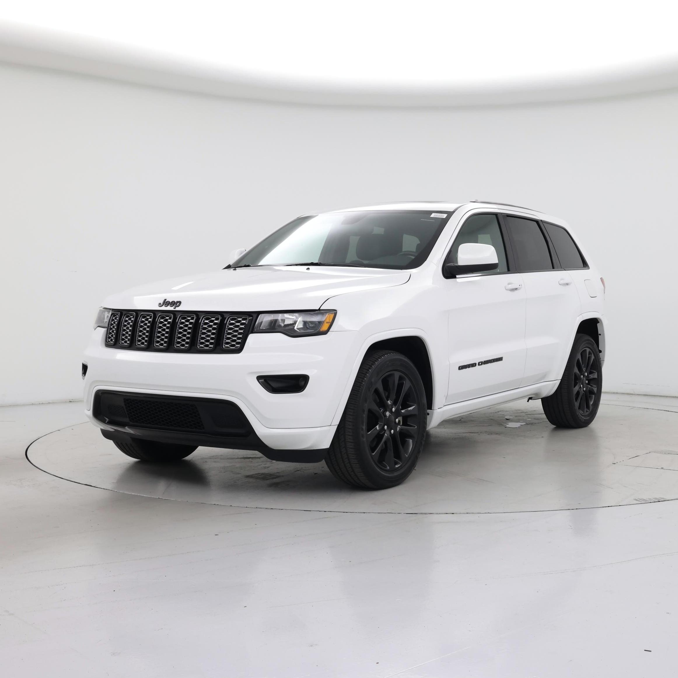 Thumbnail: 2020 Jeep Grand Cherokee - 4