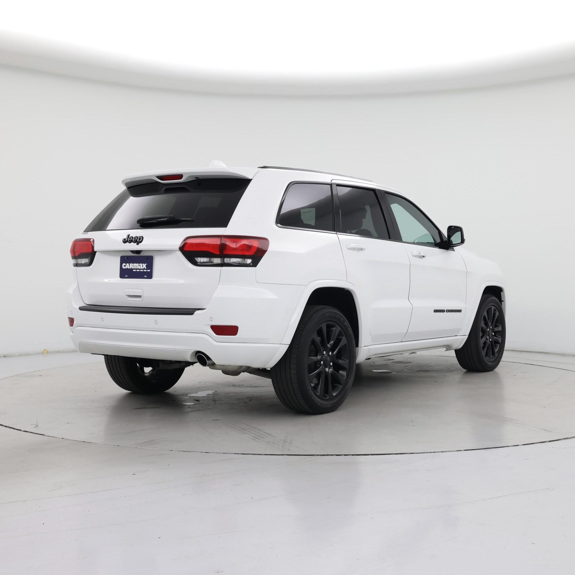 Thumbnail: 2020 Jeep Grand Cherokee - 8