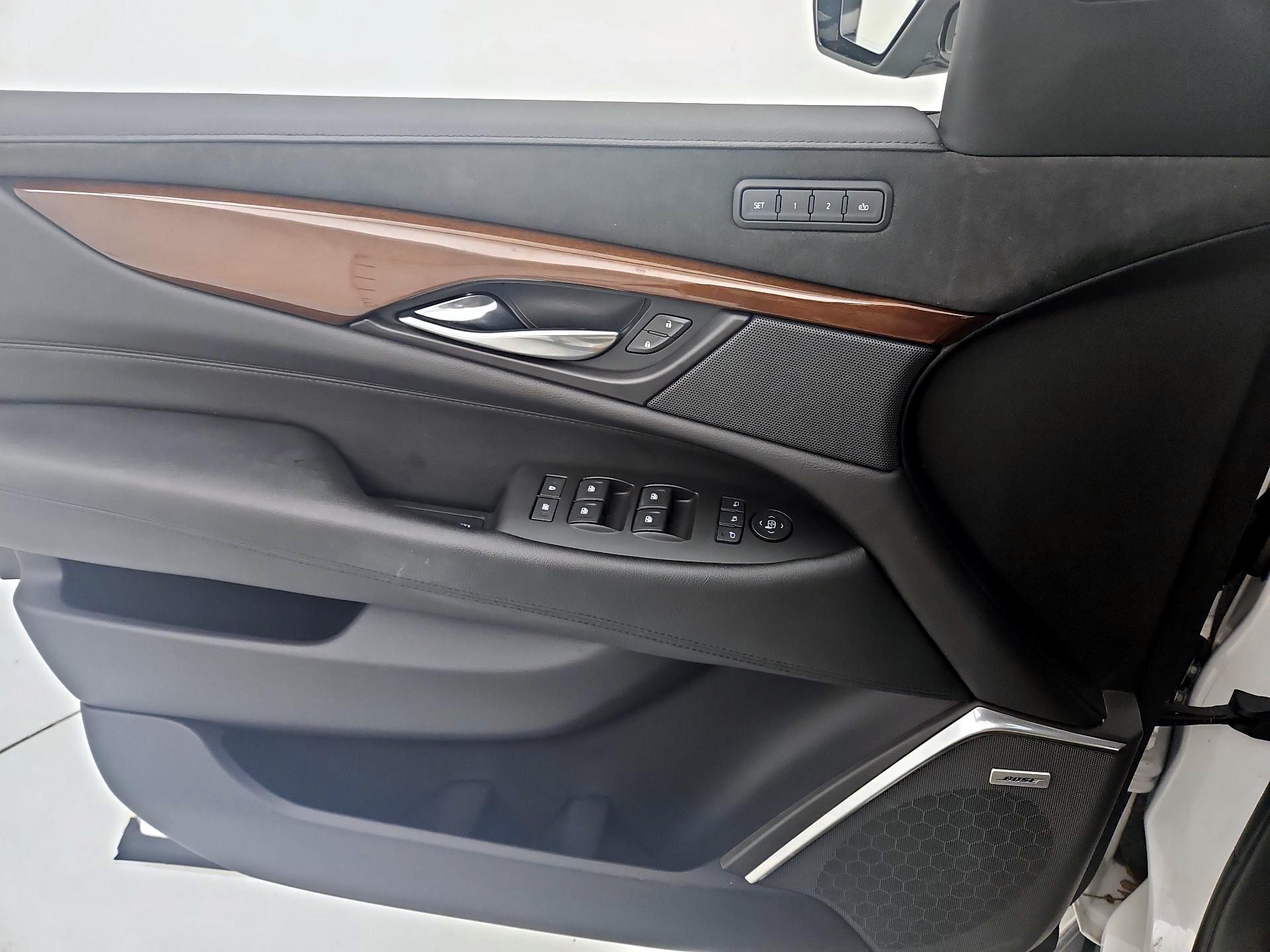 Thumbnail: 2020 Cadillac Escalade - 12