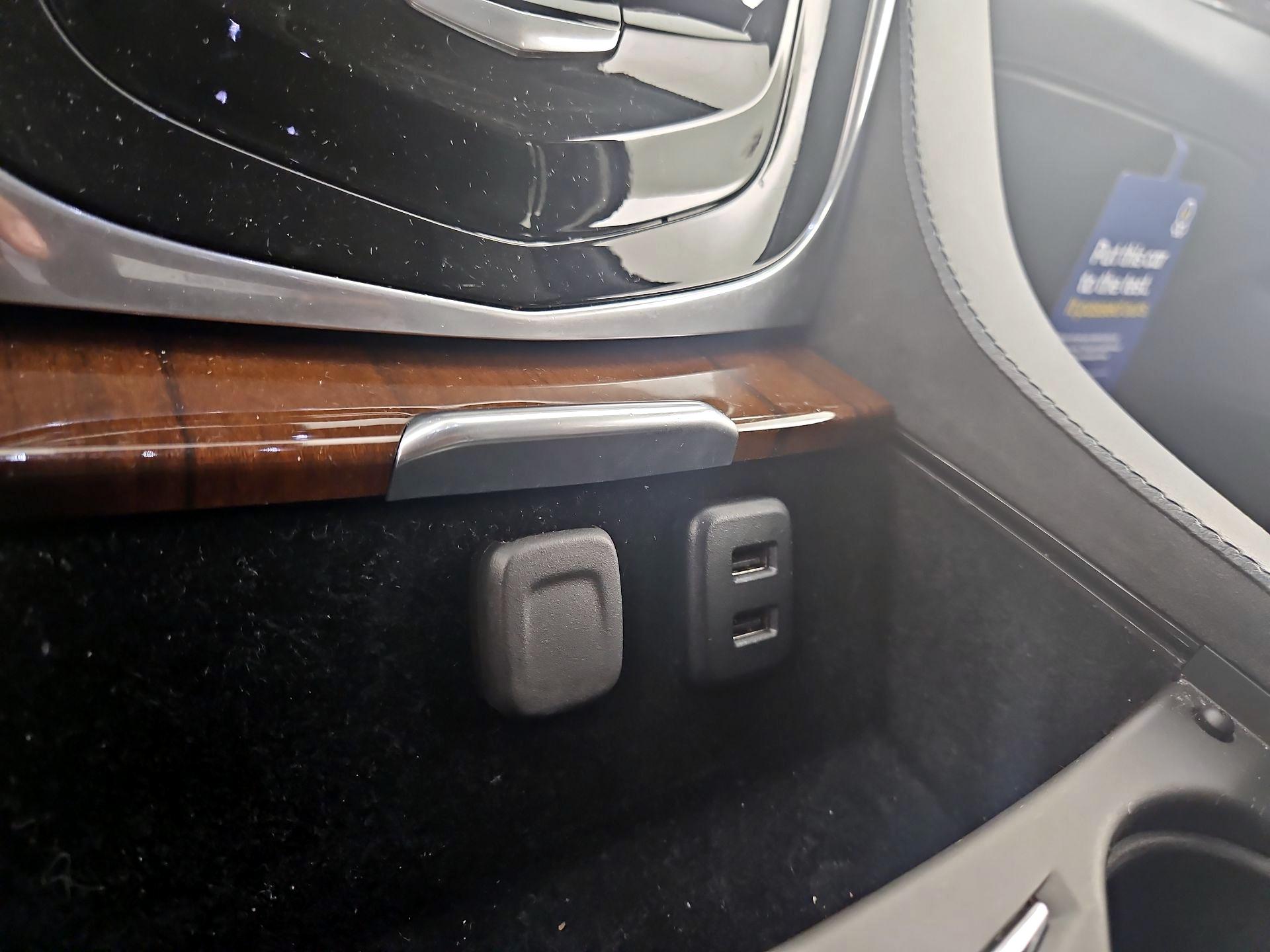 Thumbnail: 2020 Cadillac Escalade - 18