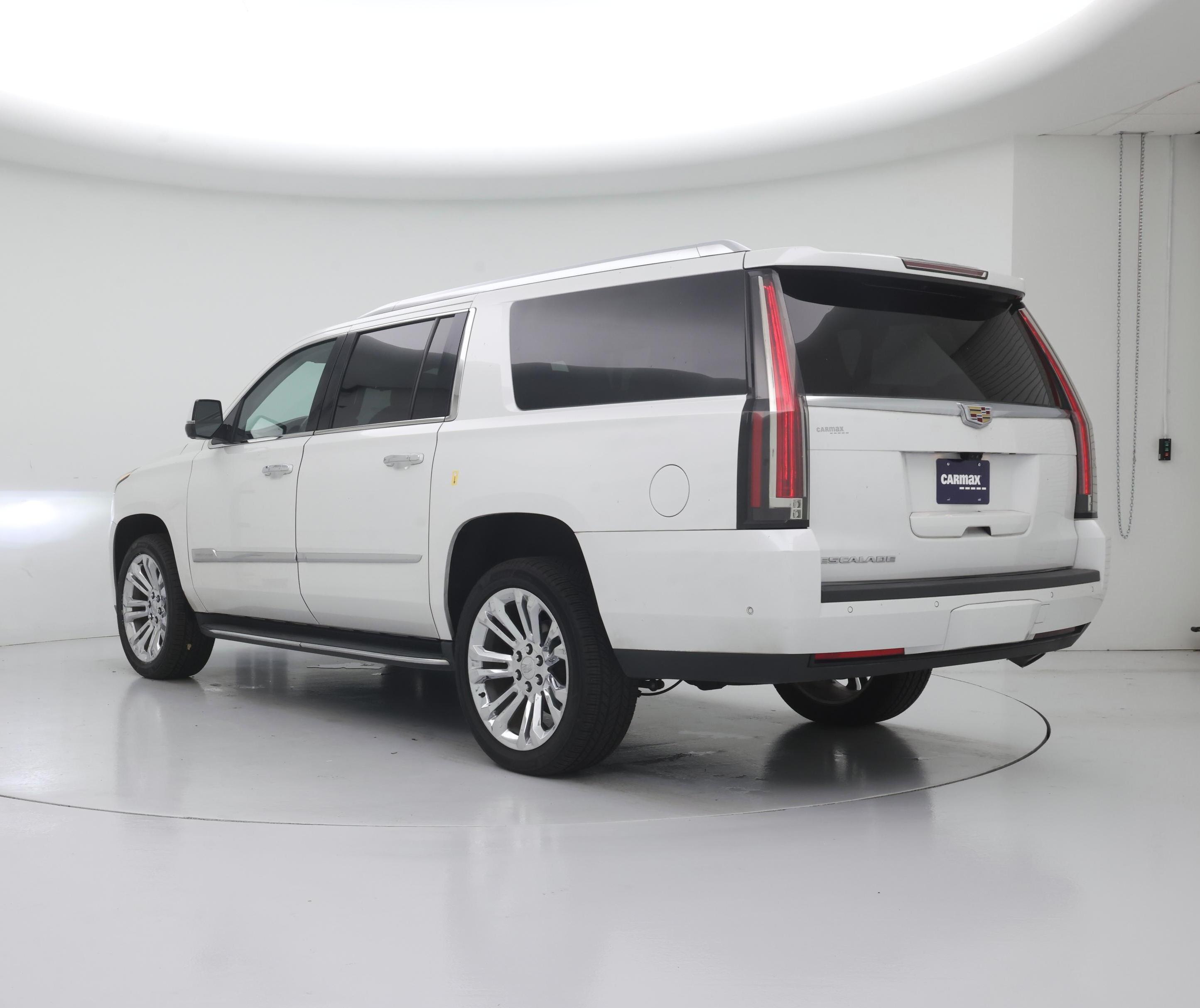 Thumbnail: 2020 Cadillac Escalade - 2