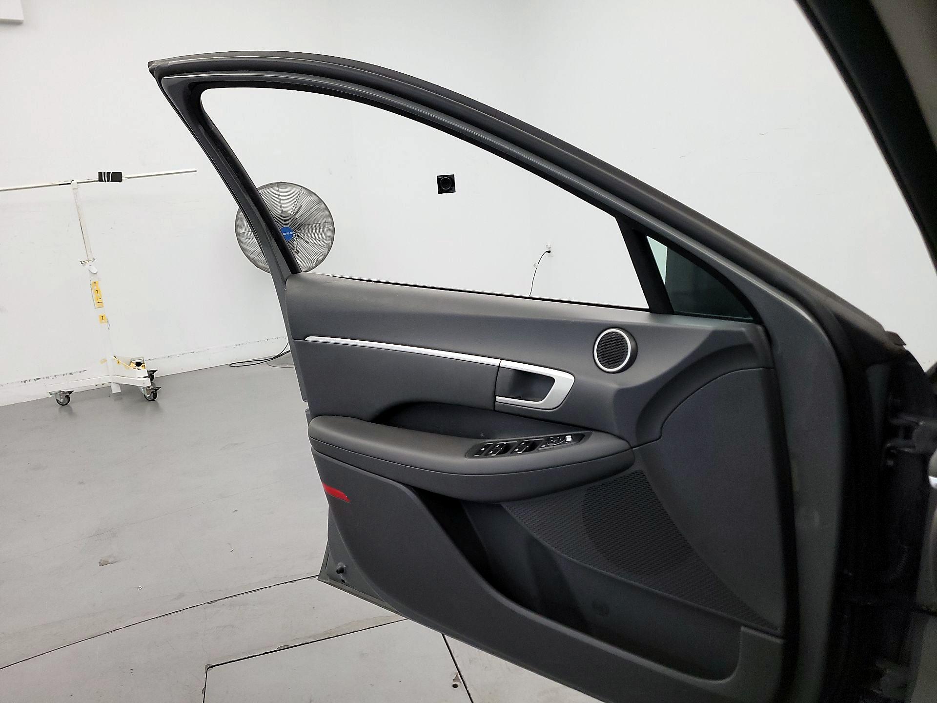 Thumbnail: 2021 Hyundai Sonata - 12