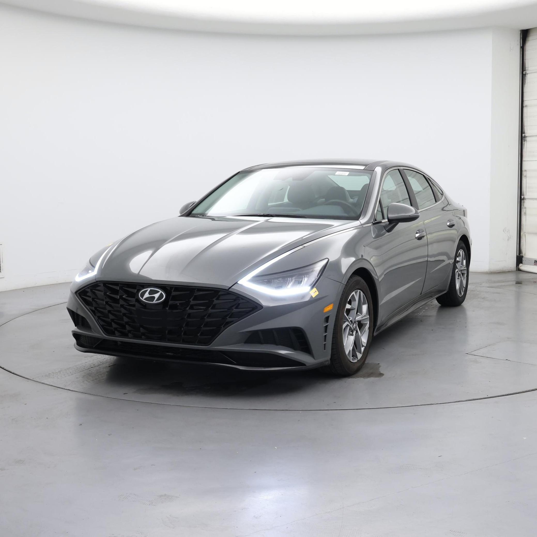 Thumbnail: 2021 Hyundai Sonata - 4