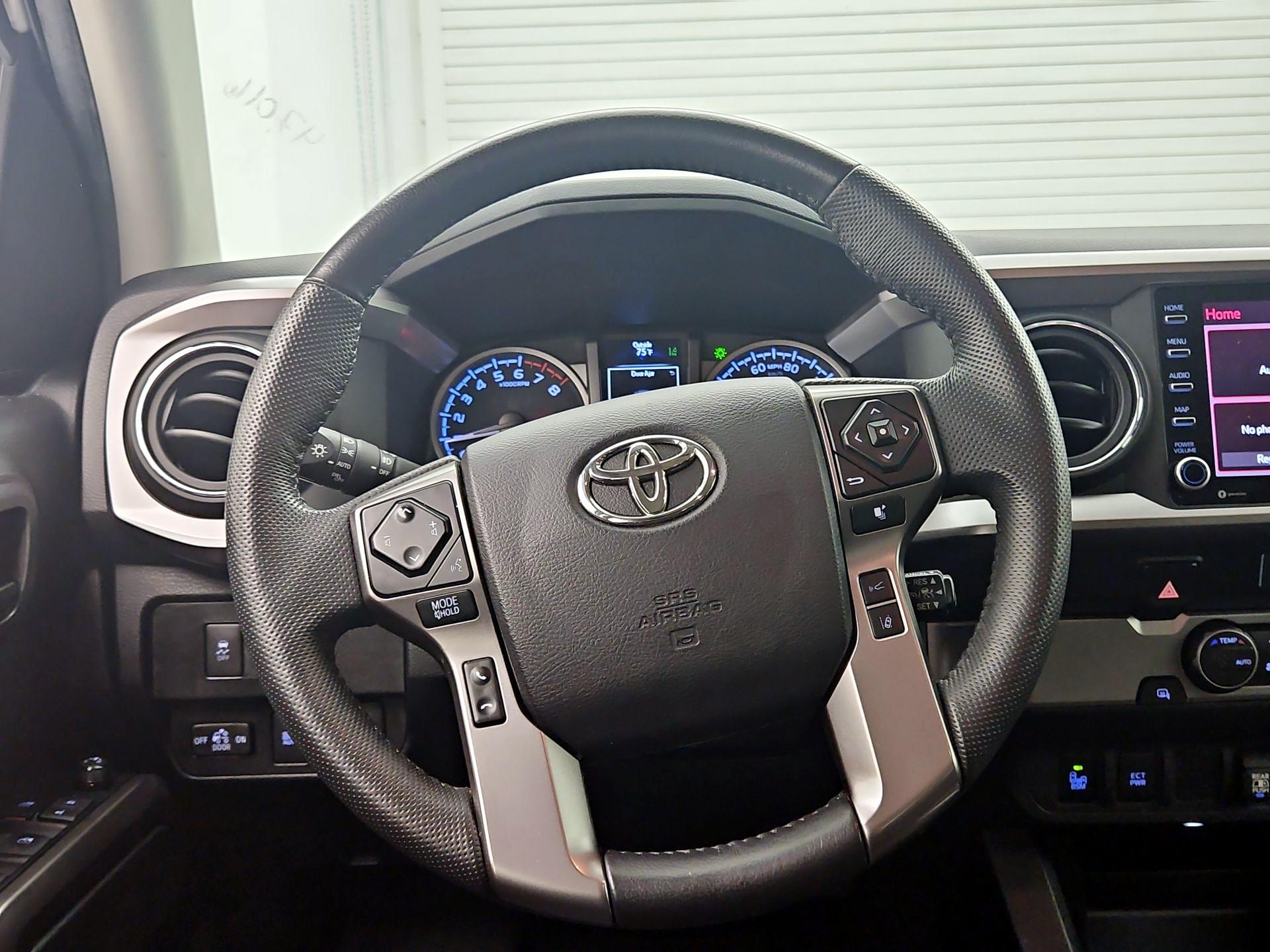 Thumbnail: 2022 Toyota Tacoma - 10