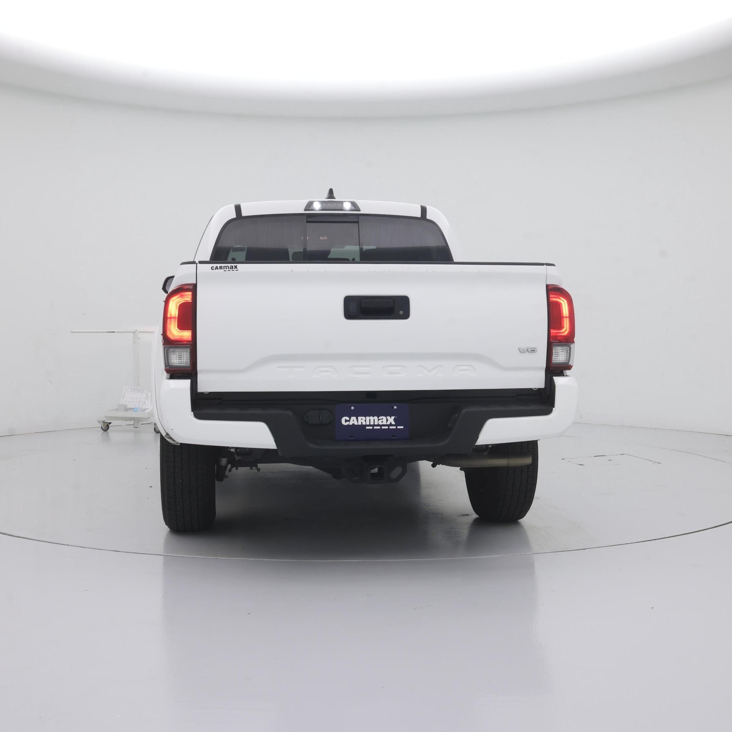 Thumbnail: 2022 Toyota Tacoma - 6