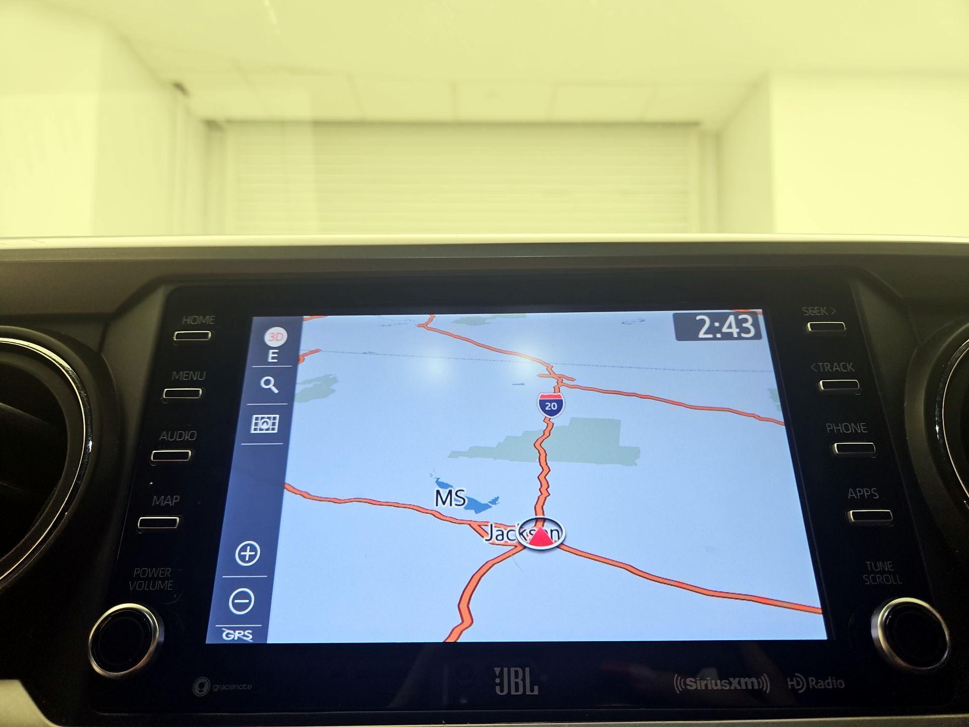 Thumbnail: 2022 Toyota Tacoma - 14