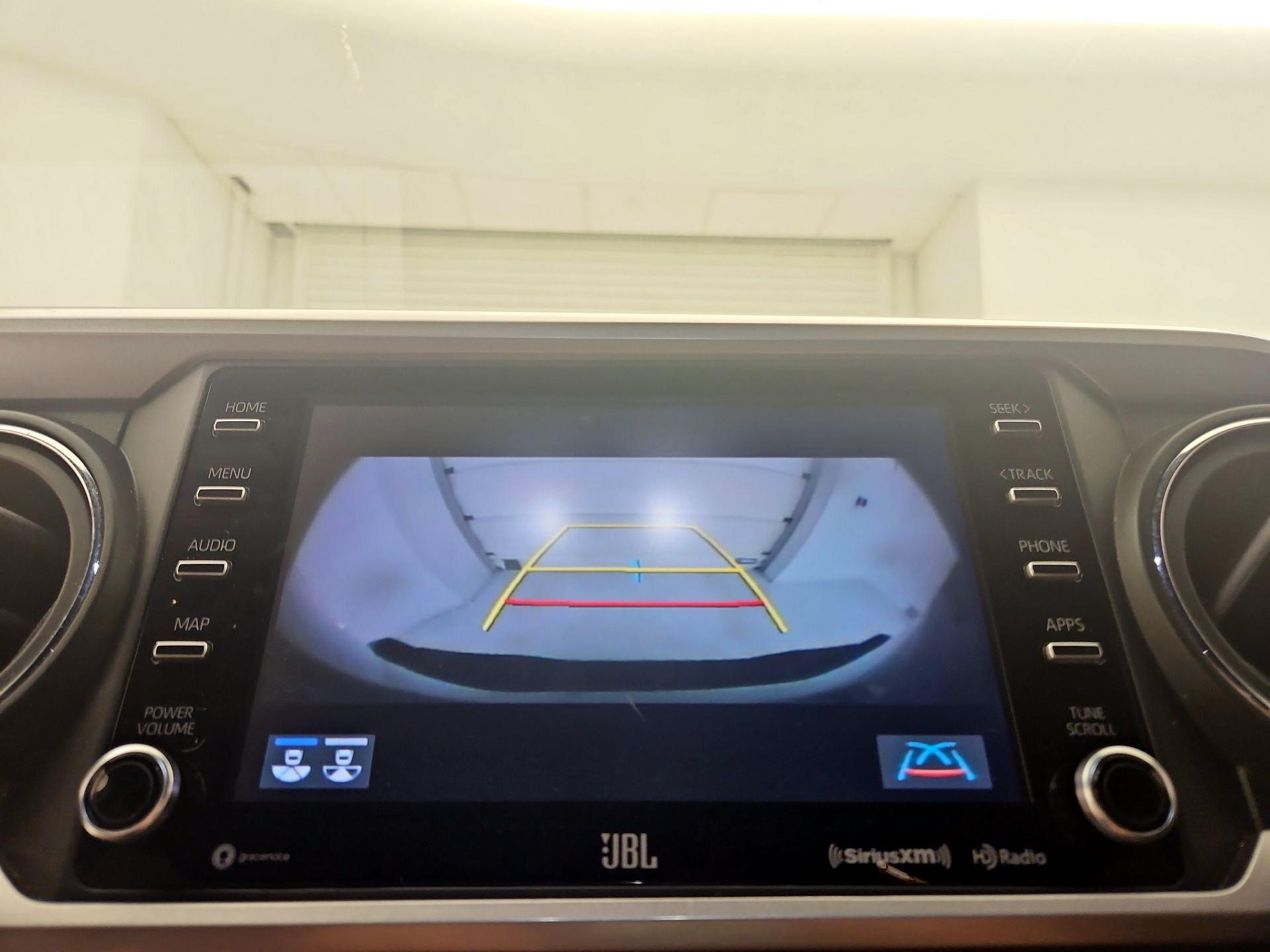 Thumbnail: 2022 Toyota Tacoma - 15