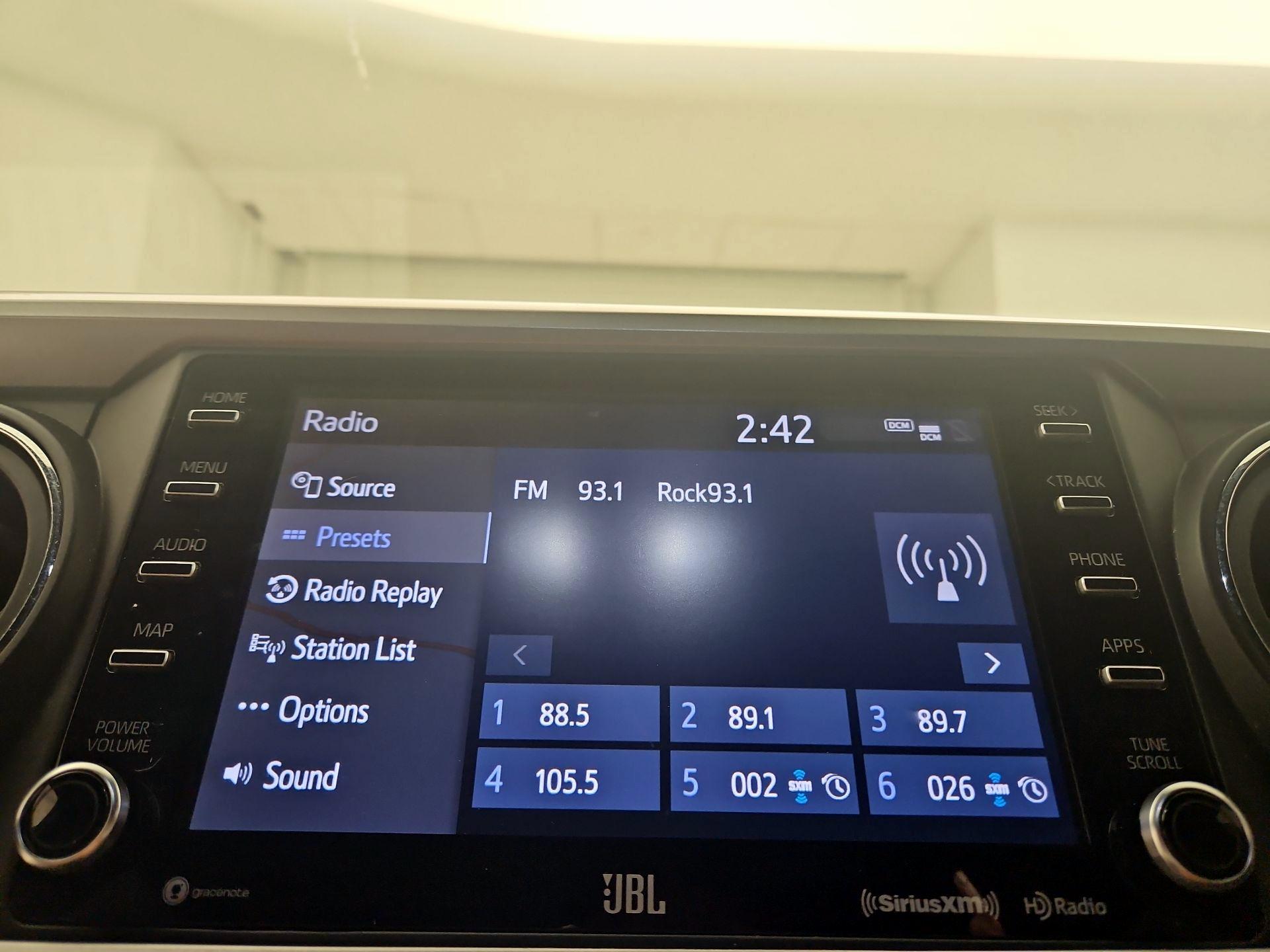 Thumbnail: 2022 Toyota Tacoma - 16