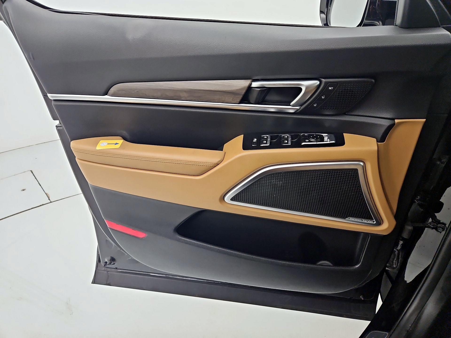 Thumbnail: 2022 Kia Telluride - 12