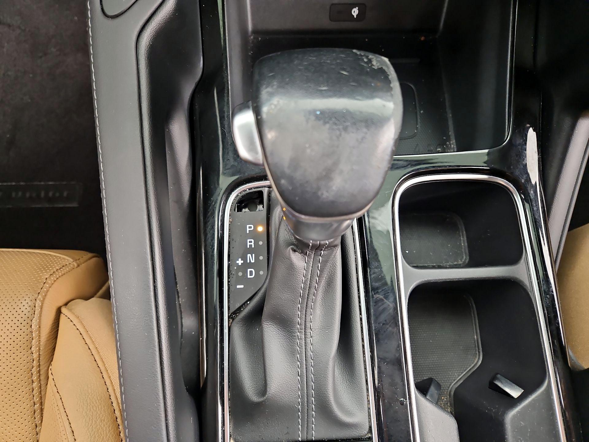 Thumbnail: 2022 Kia Telluride - 18