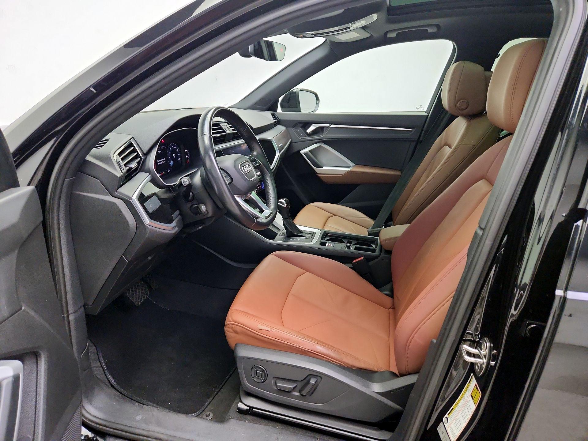 Thumbnail: 2022 Audi Q3 - 11