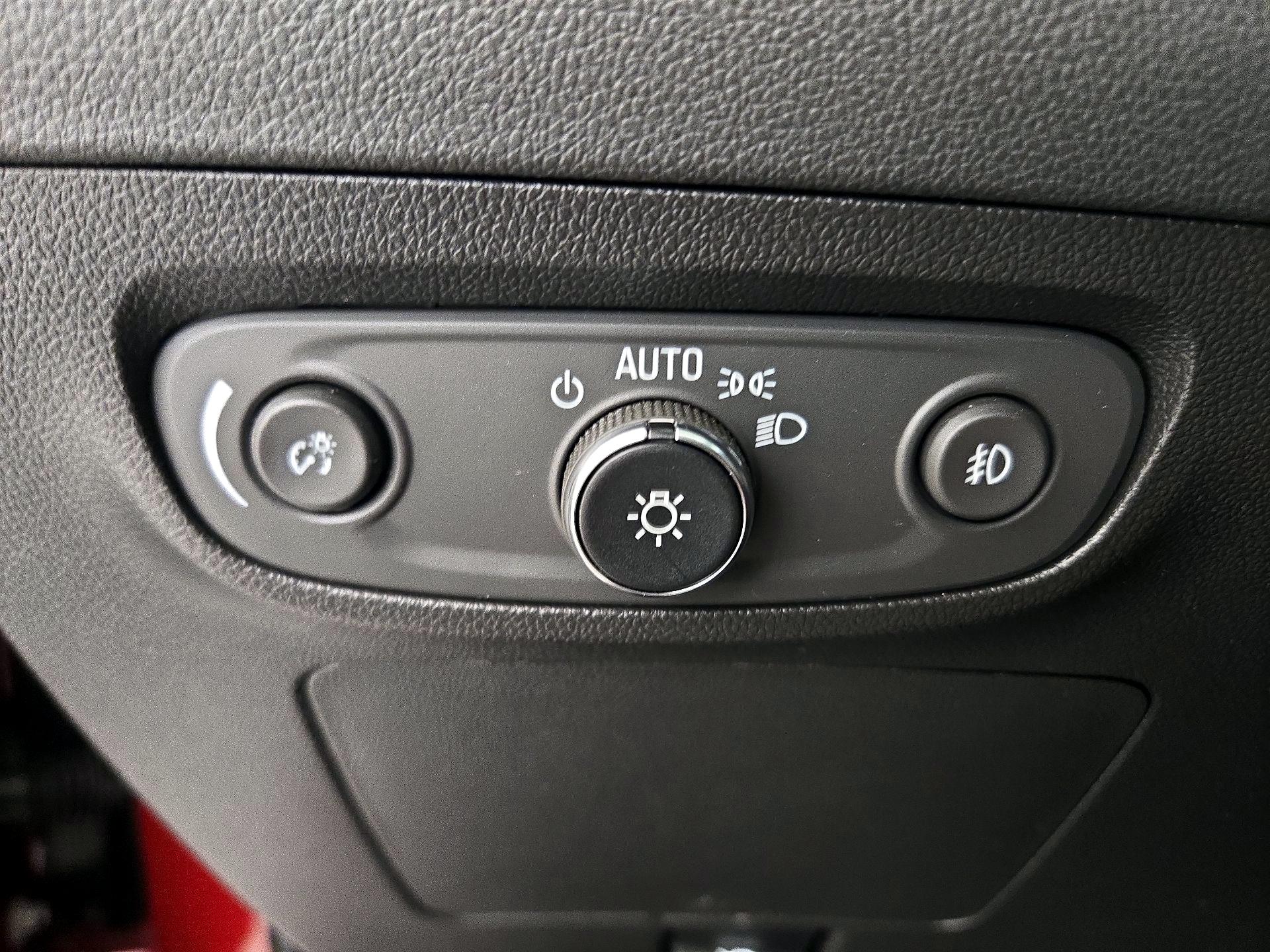 Thumbnail: 2023 Buick Encore GX - 13