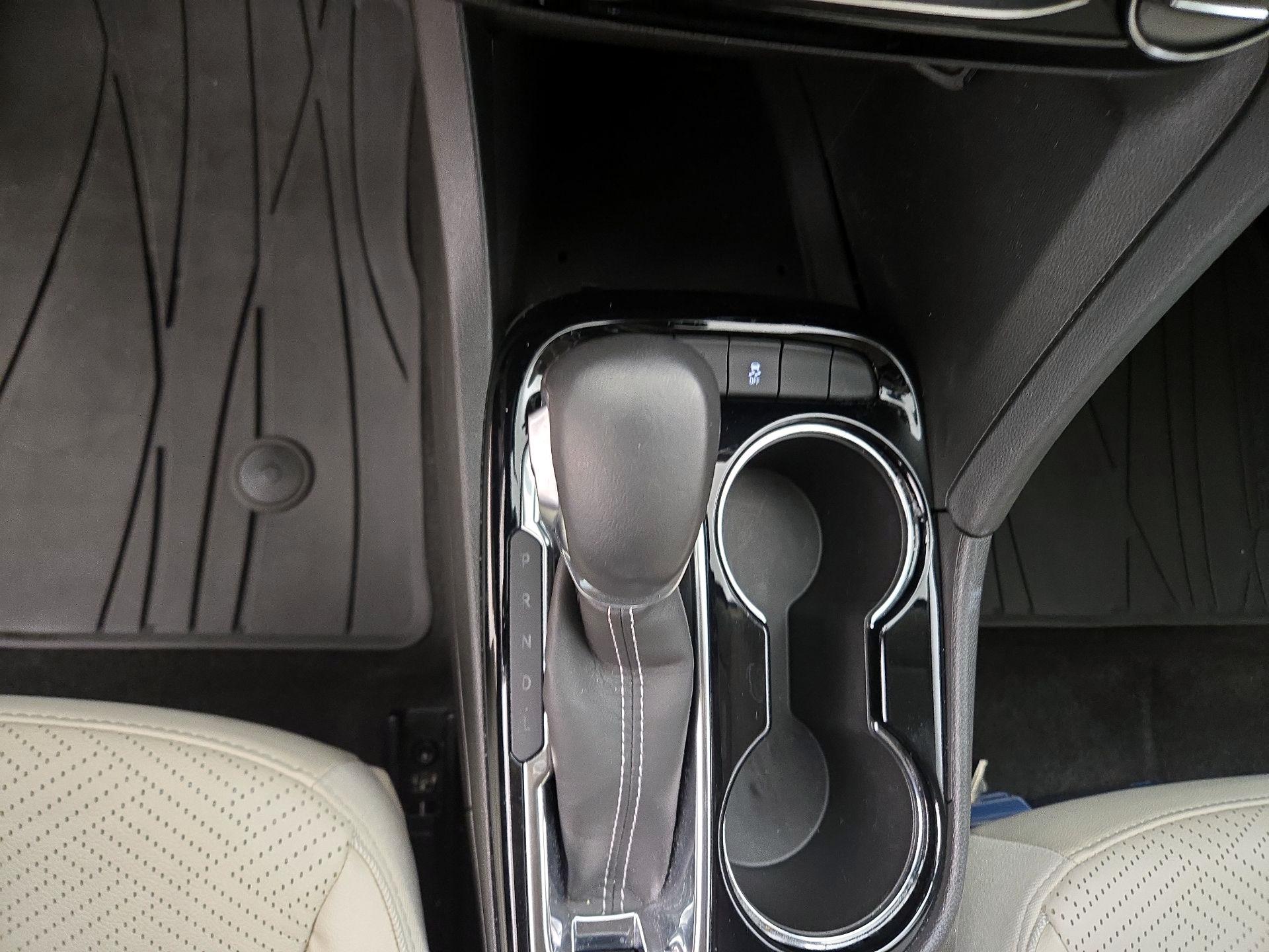 Thumbnail: 2023 Buick Encore GX - 17