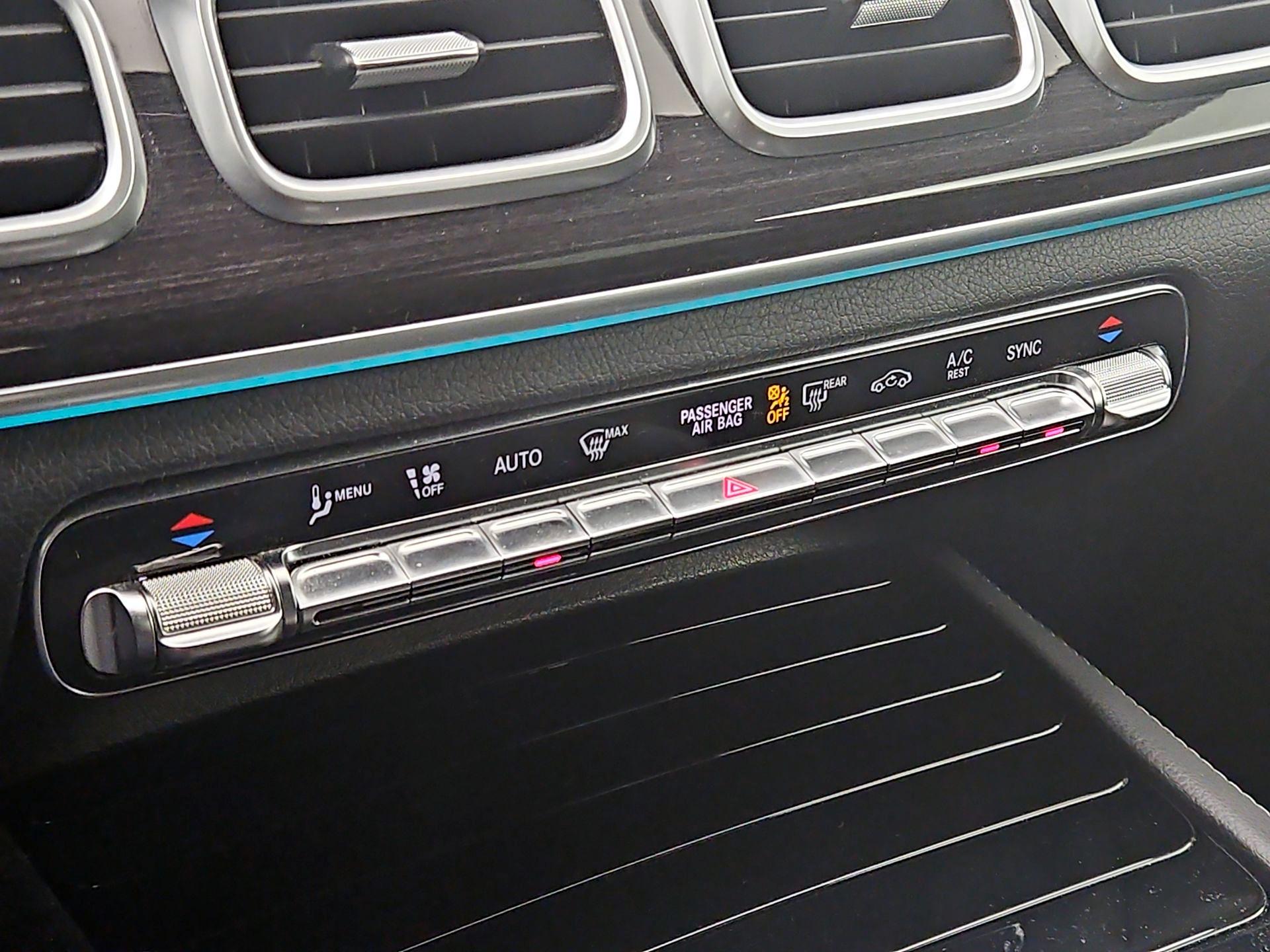 Thumbnail: 2020 Mercedes-Benz GLE - 17
