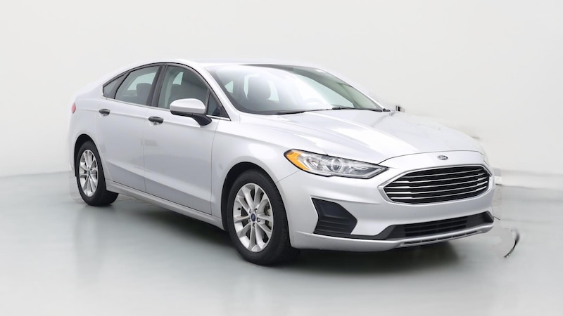 2019 Ford Fusion SE Hero Image