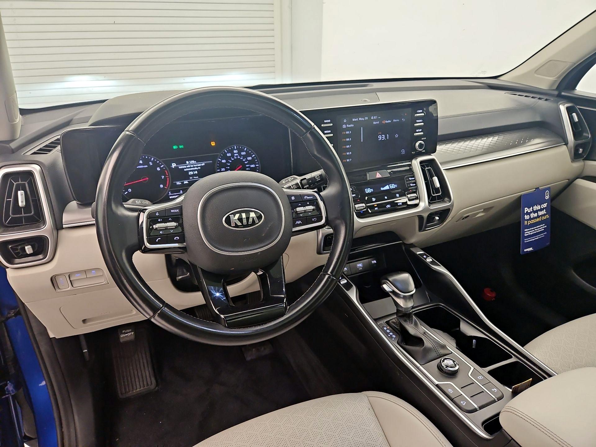 Thumbnail: 2021 Kia Sorento - 9